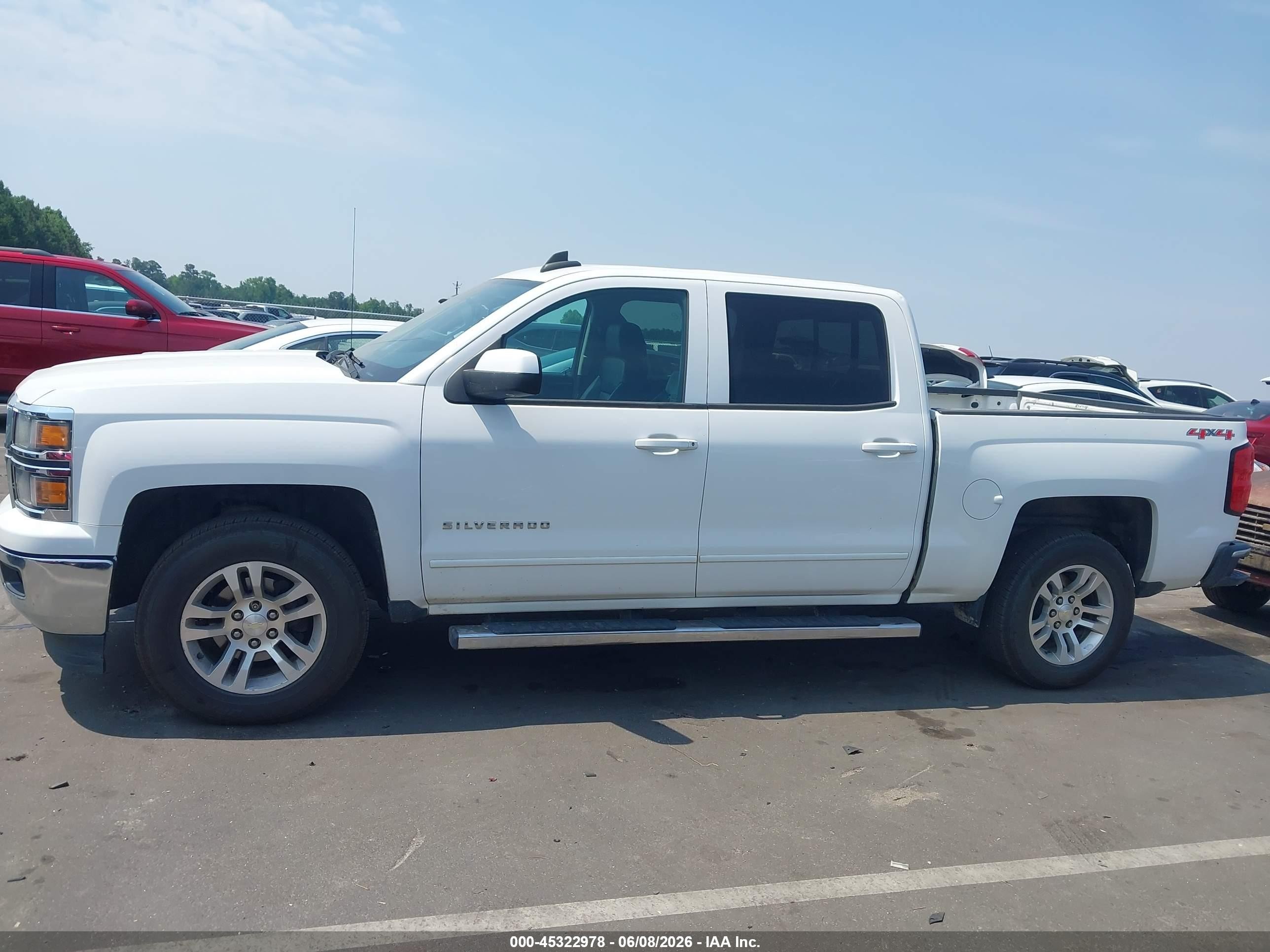 2015 Chevrolet Silverado 1500 Lt White vin: 3GCUKREC8FG130955