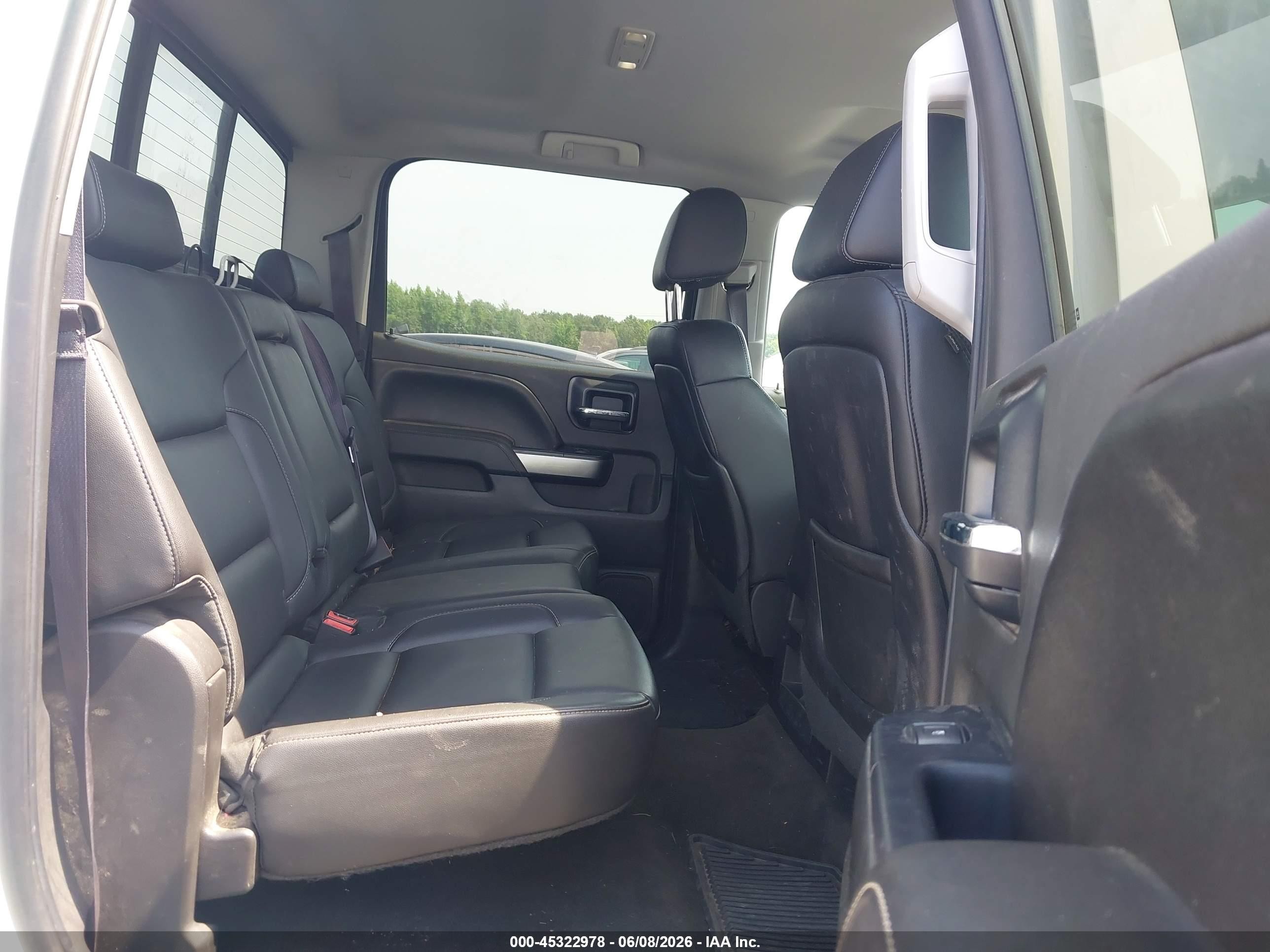 2015 Chevrolet Silverado 1500 Lt White vin: 3GCUKREC8FG130955