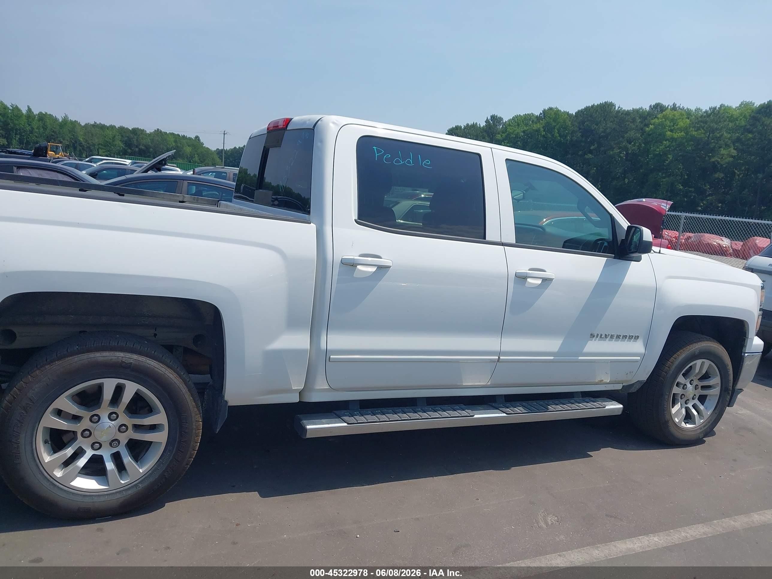 2015 Chevrolet Silverado 1500 Lt White vin: 3GCUKREC8FG130955