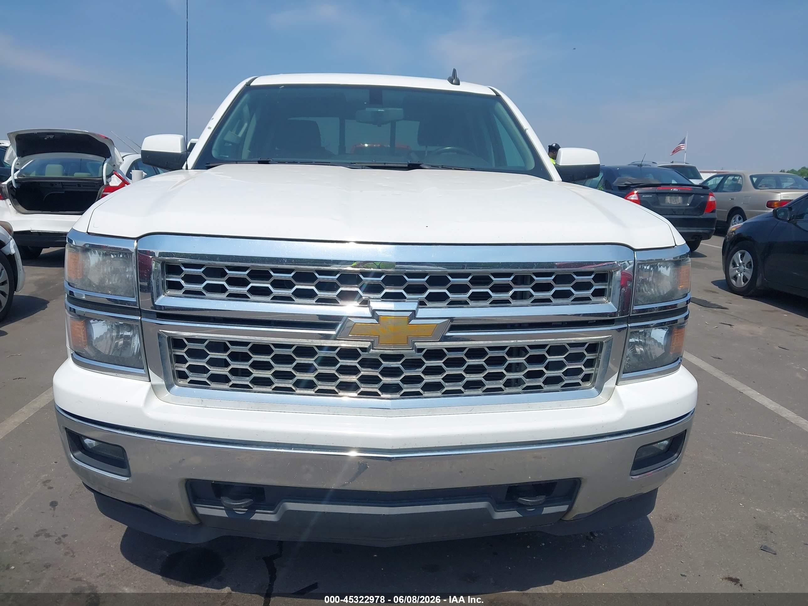 2015 Chevrolet Silverado 1500 Lt White vin: 3GCUKREC8FG130955