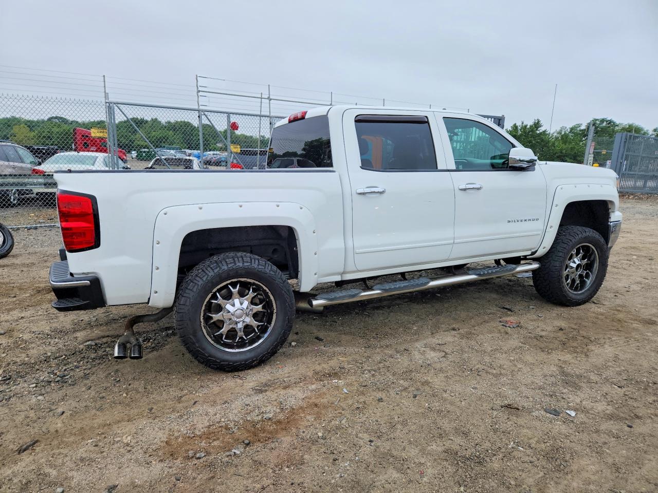 2015 Chevrolet Silverado K1500 Lt Белый vin: 3GCUKREC8FG173837