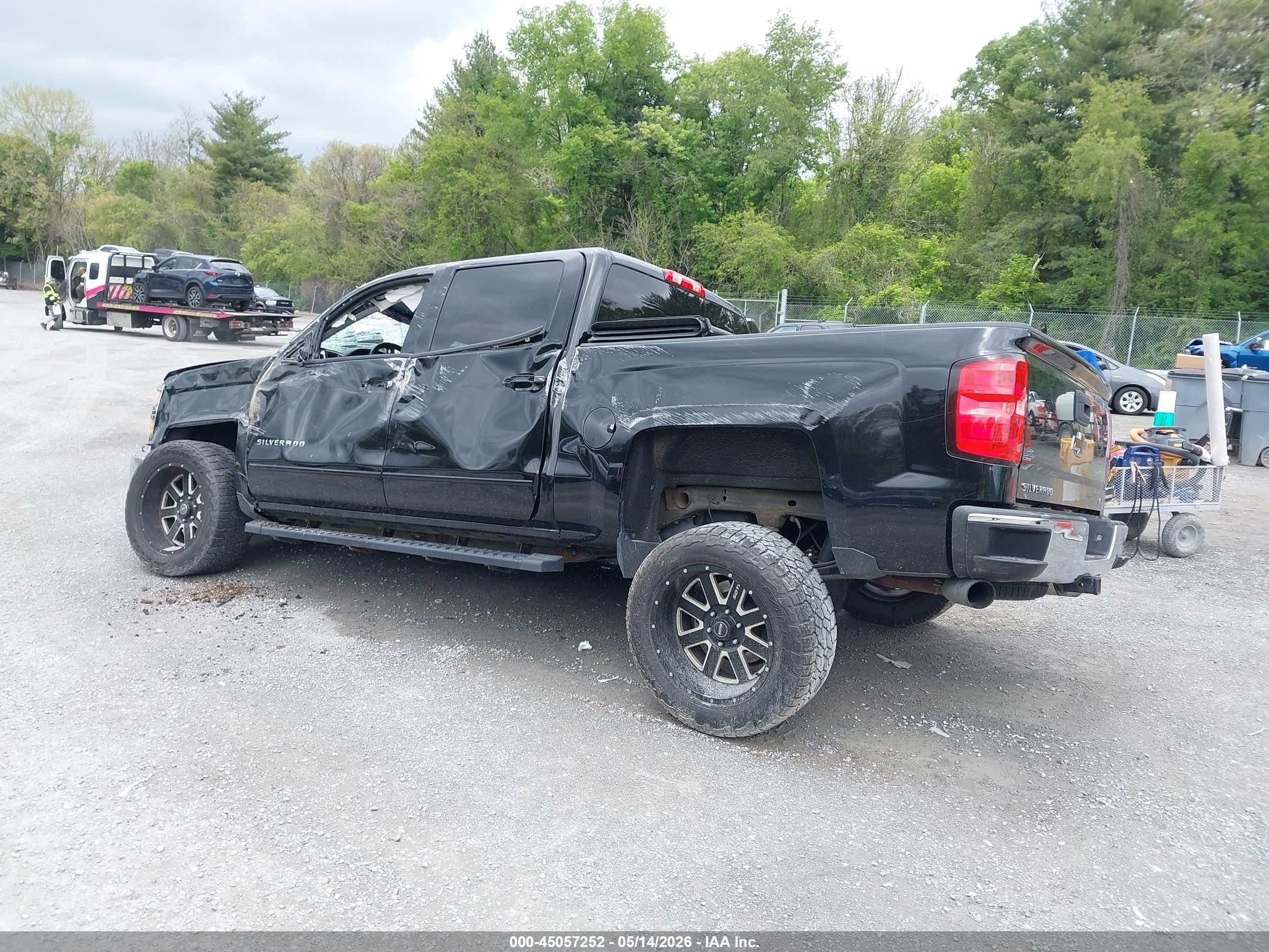2015 Chevrolet Silverado 1500 1lt Черный vin: 3GCUKREC8FG246169