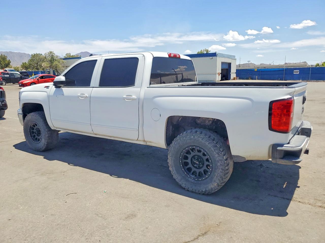 2015 Chevrolet Silverado K1500 Lt White vin: 3GCUKREC8FG415199