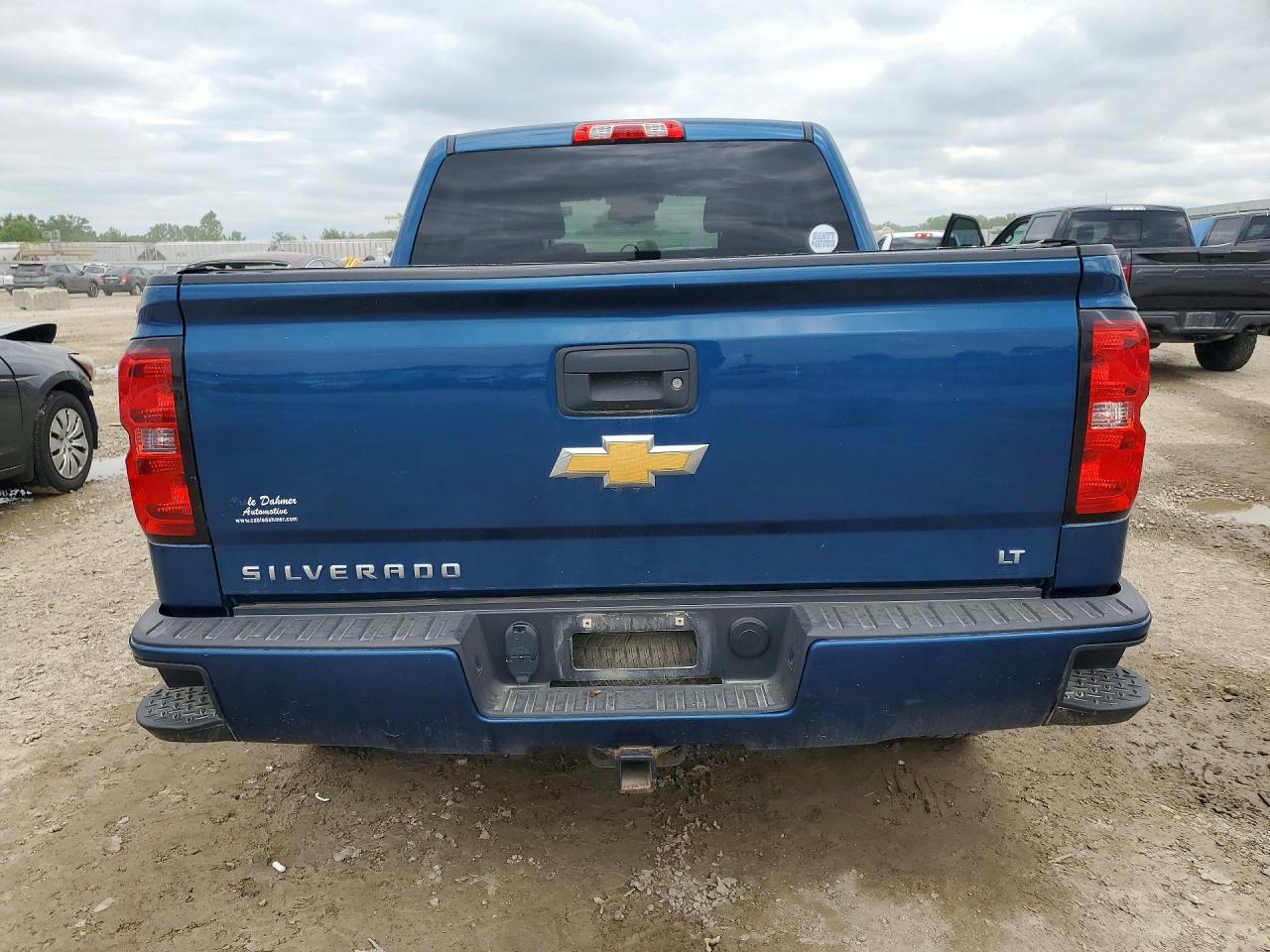 2018 Chevrolet Silverado K1500 Lt Blue vin: 3GCUKREC8JG110133