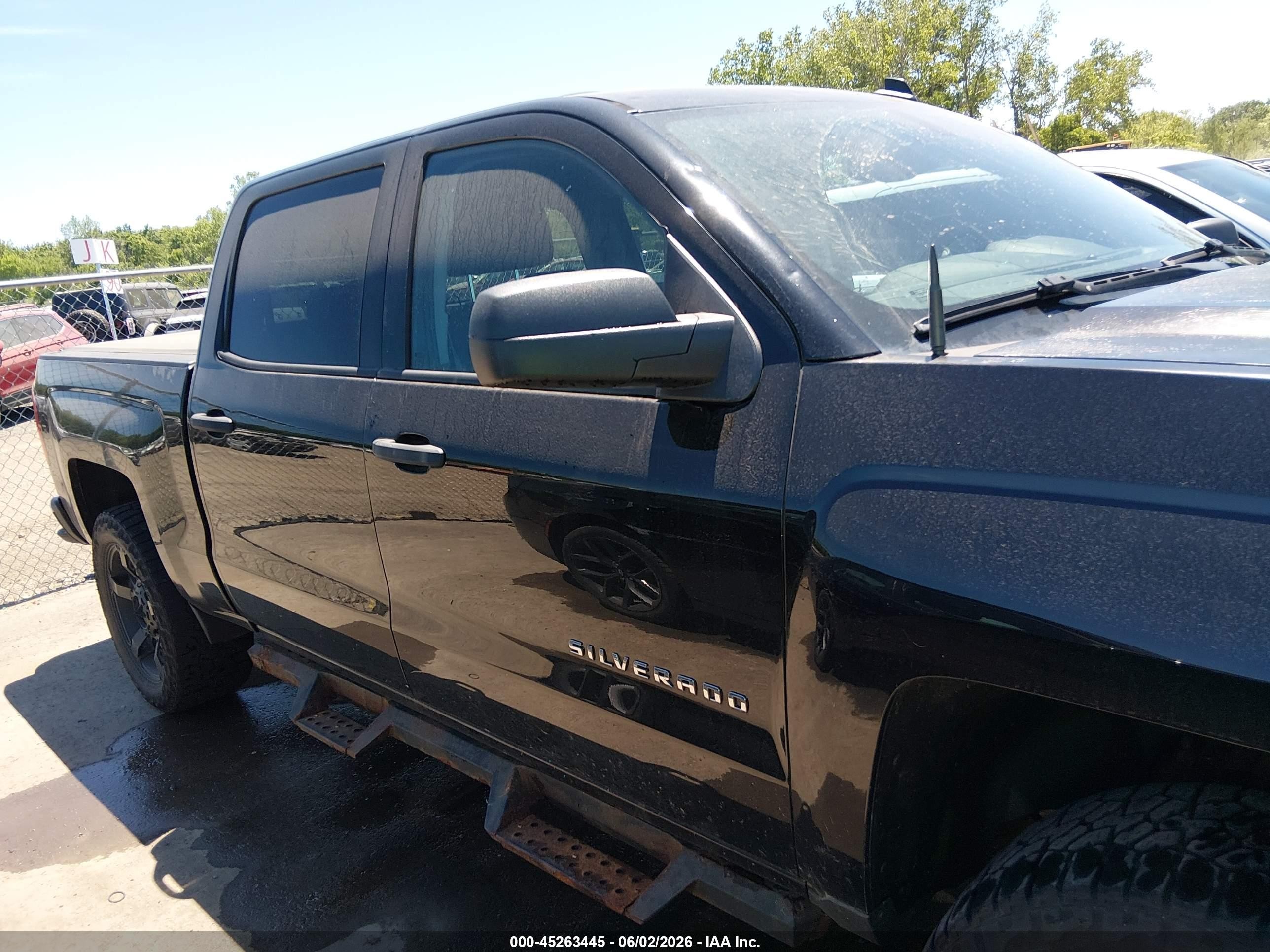 2014 Chevrolet Silverado 1500 2lt Черный vin: 3GCUKREC9EG210215