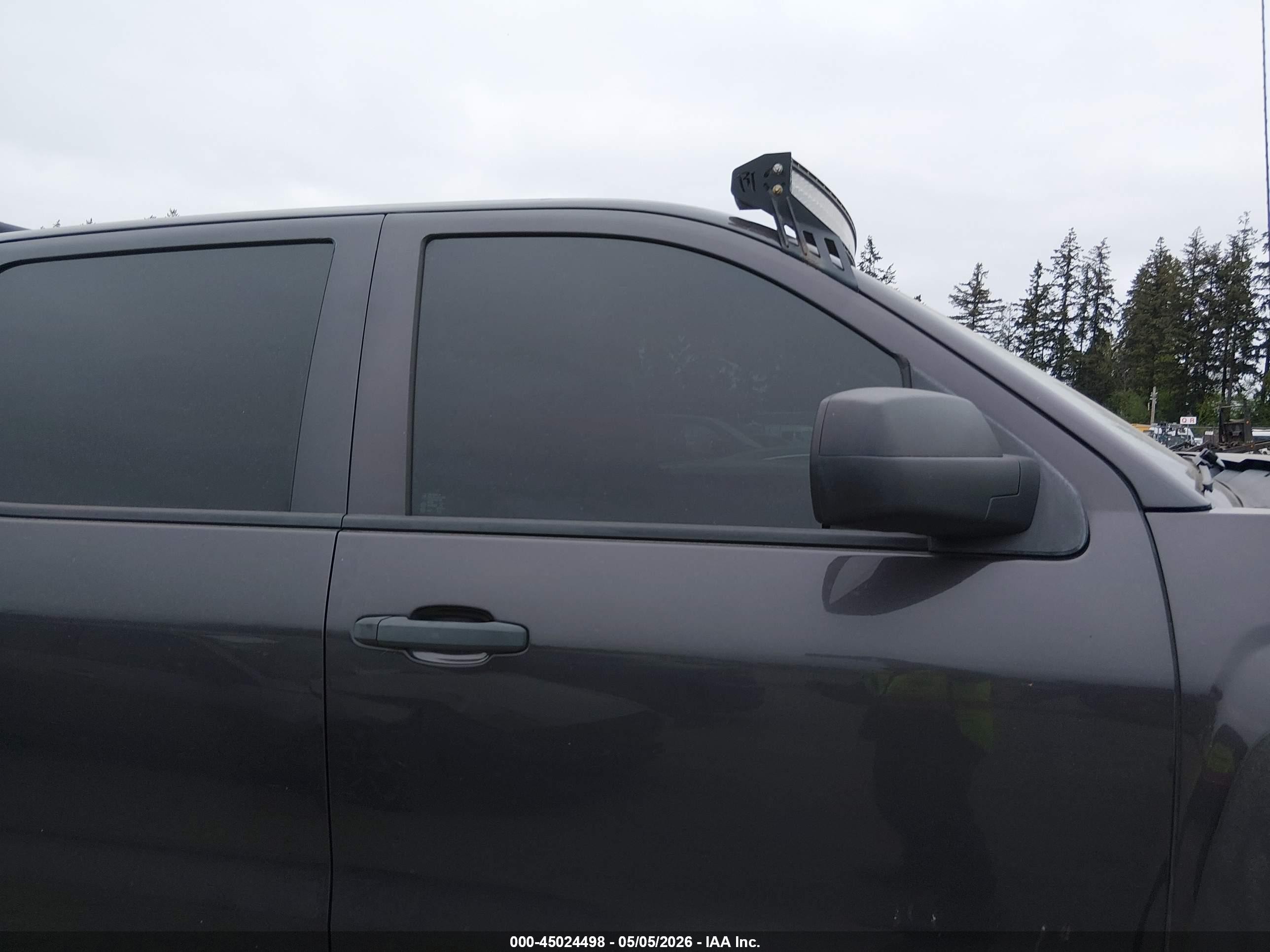 2014 Chevrolet Silverado 1500 1lt Gray vin: 3GCUKREC9EG474311