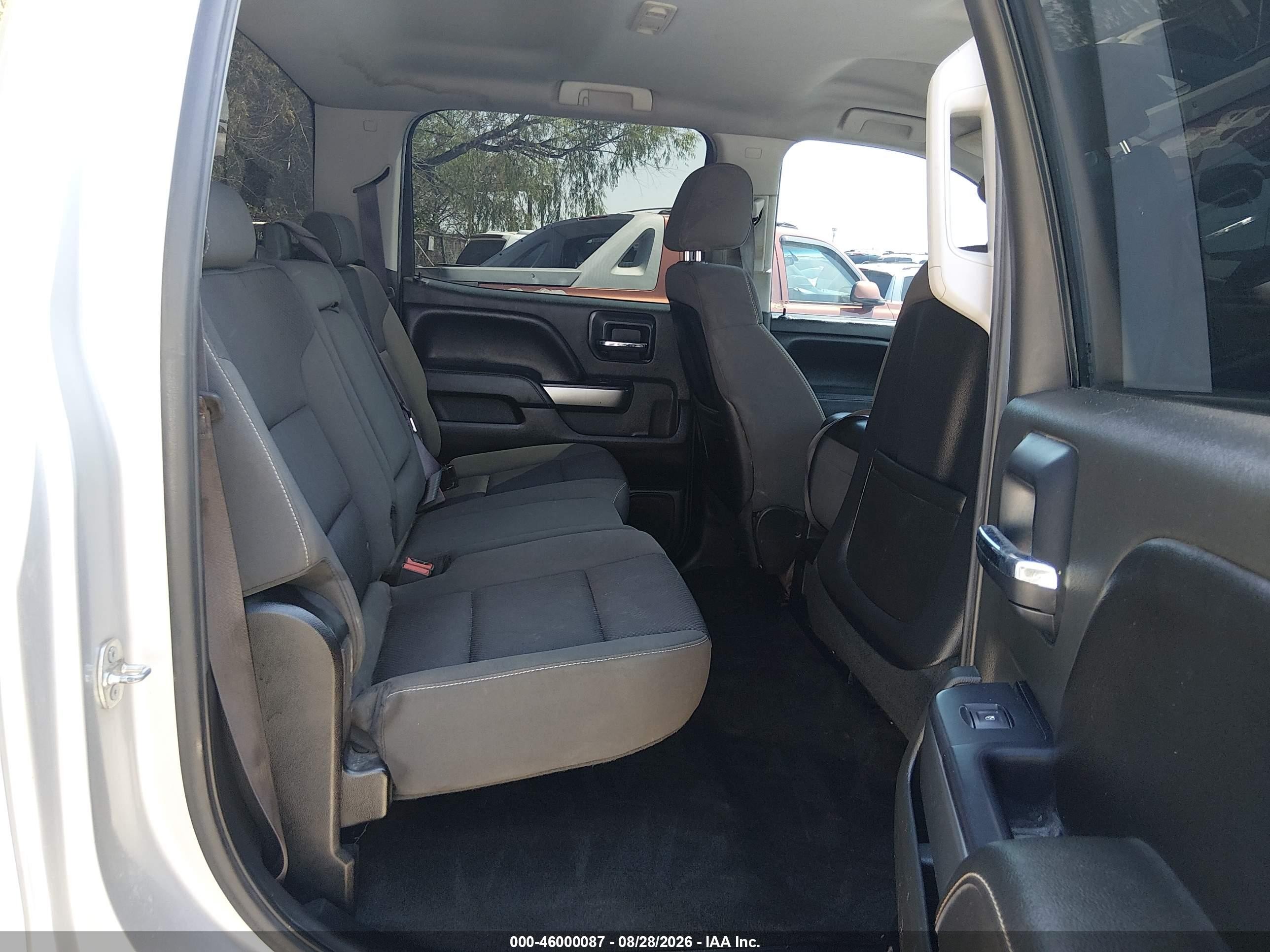 2015 Chevrolet Silverado K1500 Lt Silver vin: 3GCUKREC9FG111928