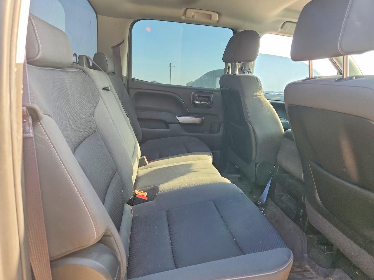 2015 Chevrolet Silverado K1500 Lt White vin: 3GCUKREC9FG144072