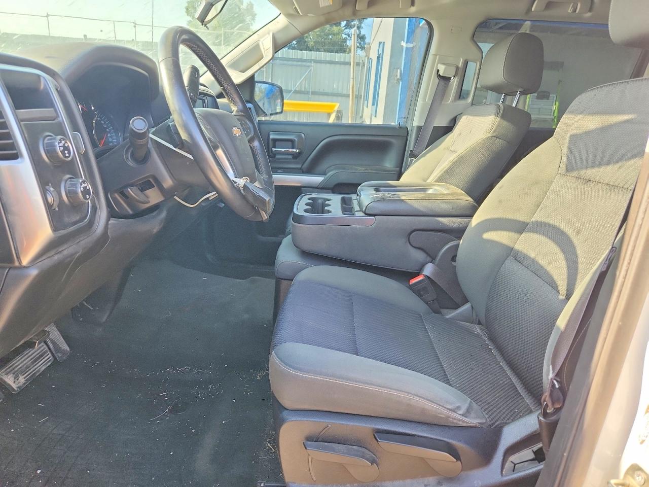 2015 Chevrolet Silverado K1500 Lt White vin: 3GCUKREC9FG144072