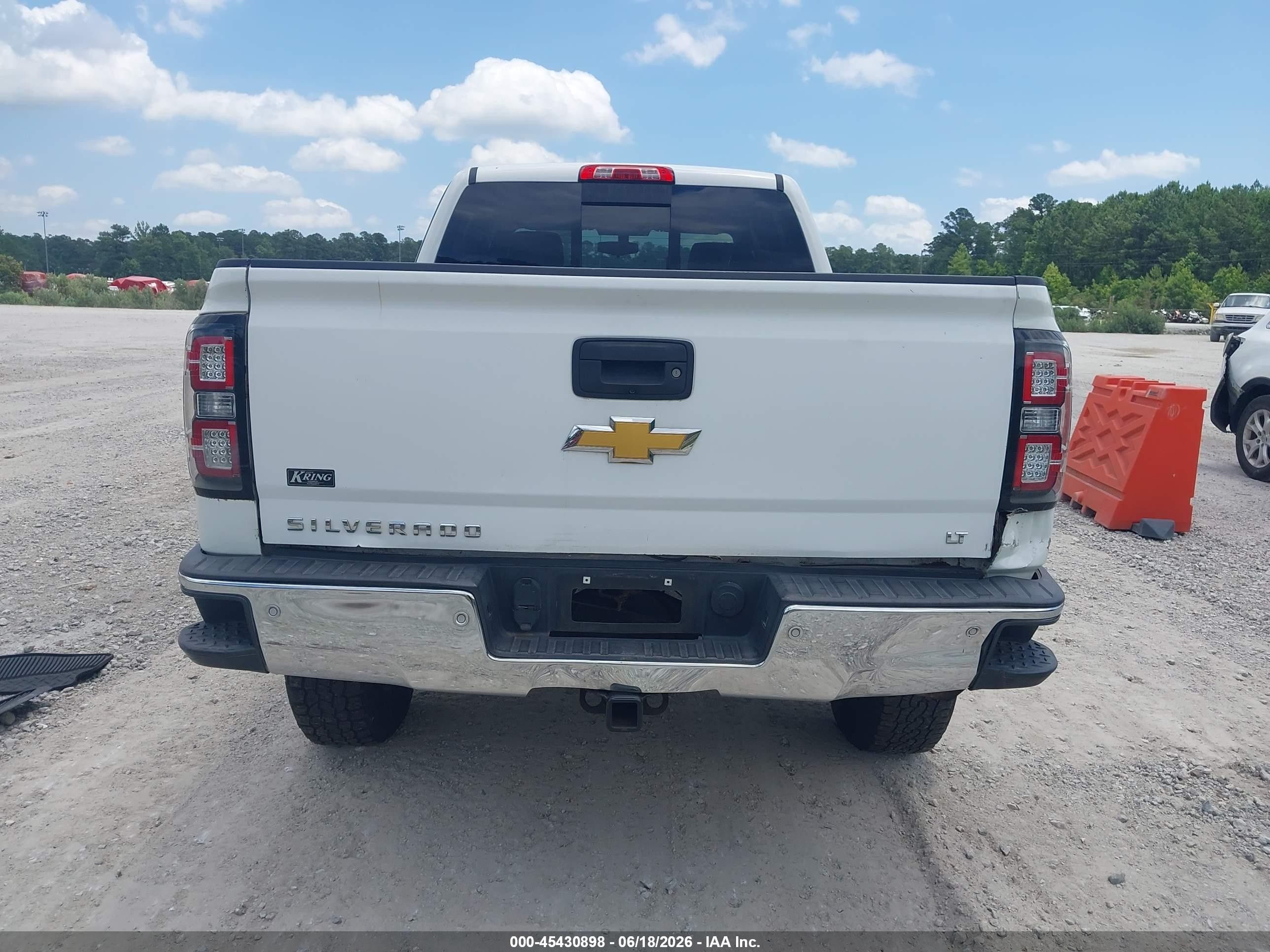 2015 Chevrolet Silverado 1500 Lt White vin: 3GCUKREC9FG211477