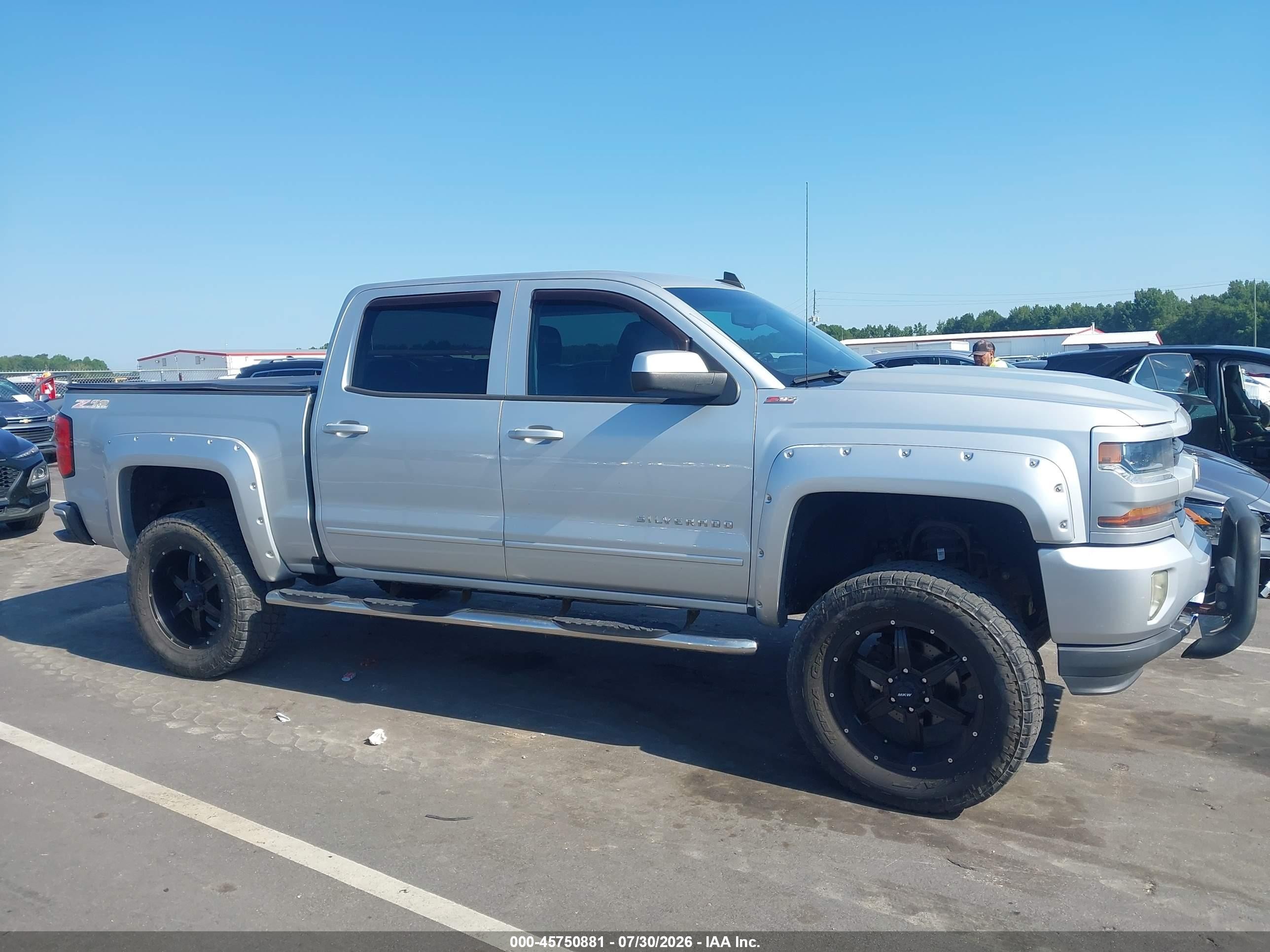 2016 Chevrolet Silverado 1500 Lt Silver vin: 3GCUKREC9GG133719