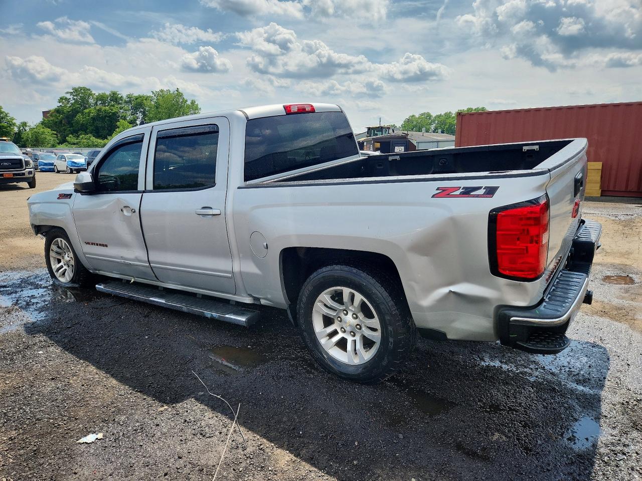 2016 Chevrolet Silverado K1500 Lt Silver vin: 3GCUKREC9GG374907