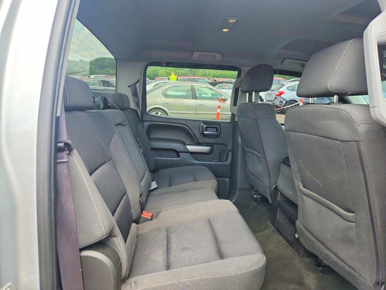 2016 Chevrolet Silverado K1500 Lt Silver vin: 3GCUKREC9GG374907