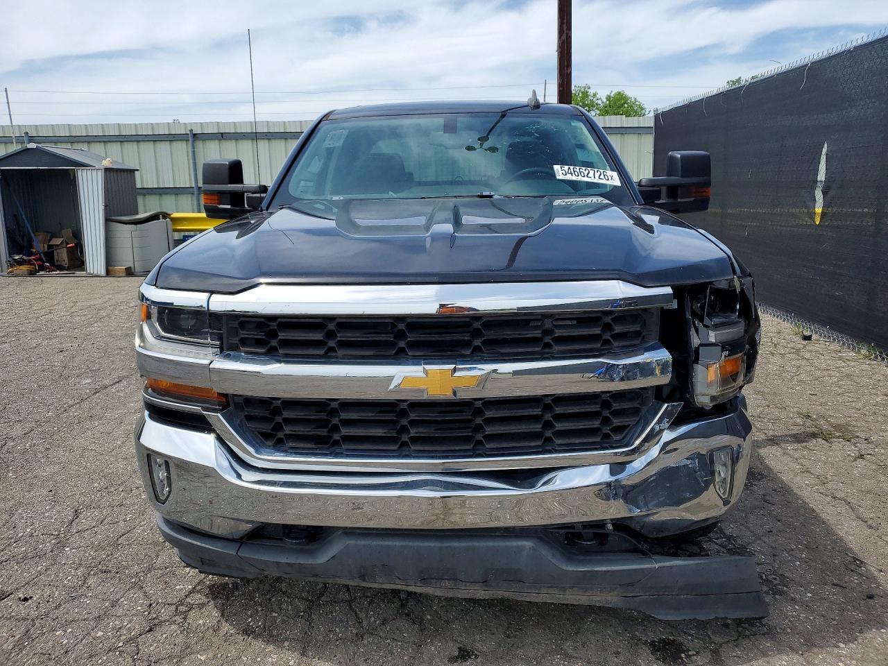 2018 Chevrolet Silverado K1500 Lt Черный vin: 3GCUKREC9JG359444