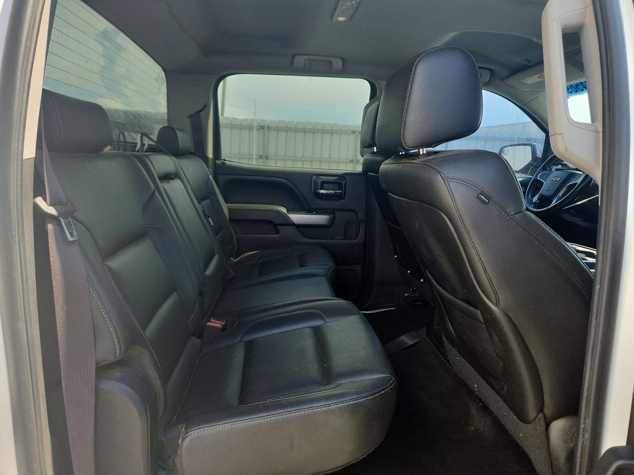 2014 Chevrolet Silverado K1500 Lt White vin: 3GCUKRECXEG477525