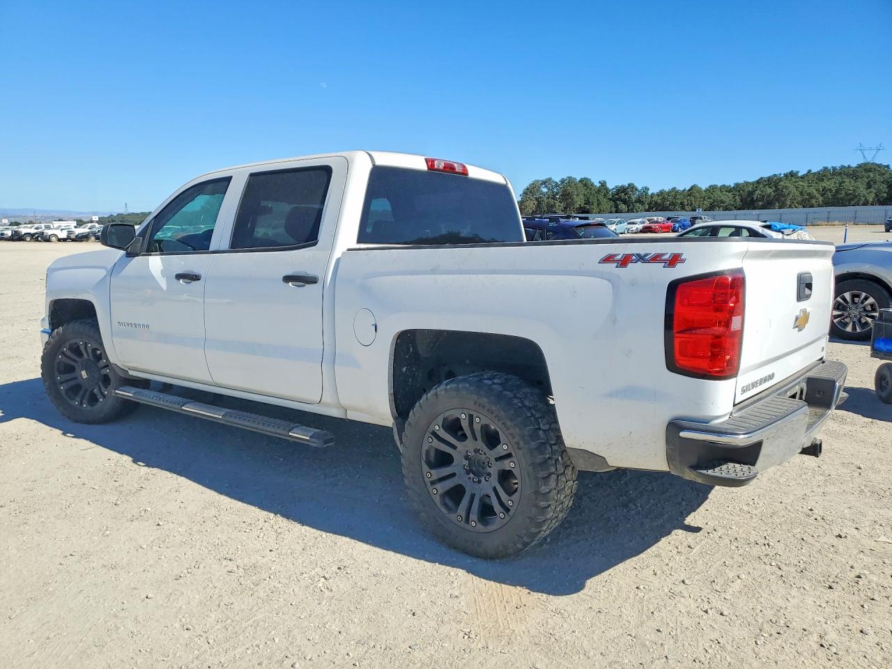 2014 Chevrolet Silverado K1500 Lt White vin: 3GCUKRECXEG571095