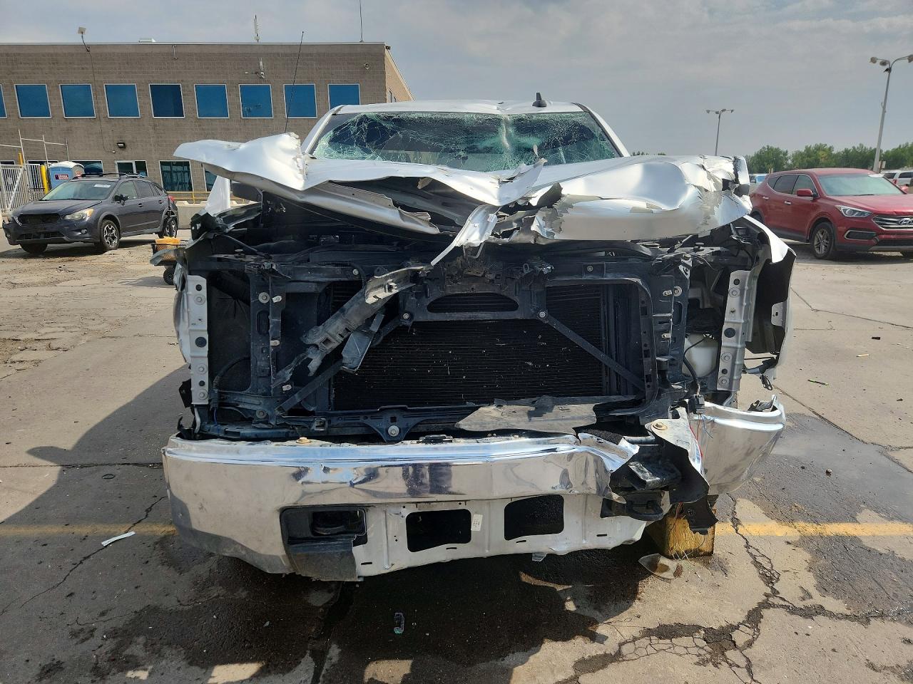 2015 Chevrolet Silverado K1500 Lt Silver vin: 3GCUKRECXFG126020