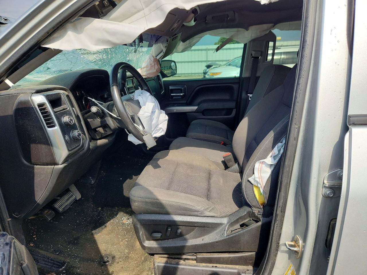 2015 Chevrolet Silverado K1500 Lt Silver vin: 3GCUKRECXFG126020