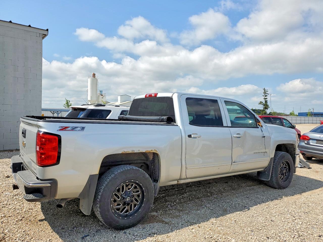 2015 Chevrolet Silverado K1500 Lt Silver vin: 3GCUKRECXFG152178