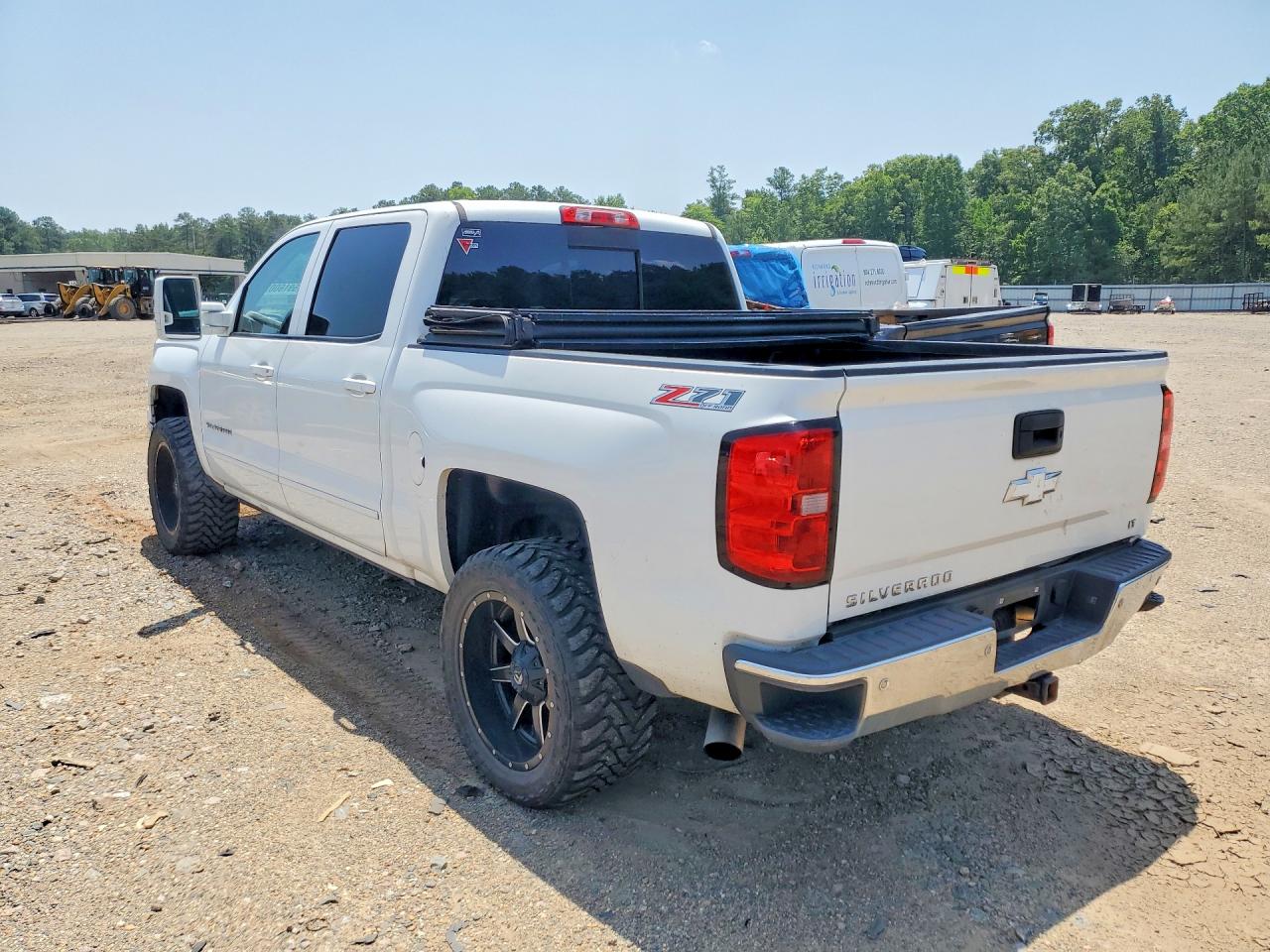 2015 Chevrolet Silverado K1500 Lt White vin: 3GCUKRECXFG180482