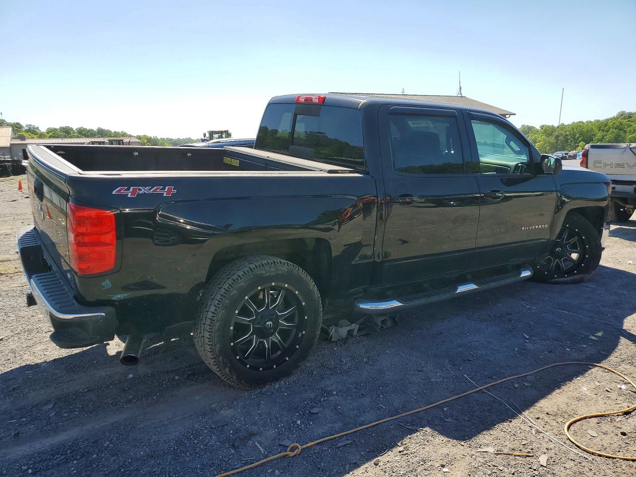 2015 Chevrolet Silverado K1500 Lt Черный vin: 3GCUKRECXFG193426