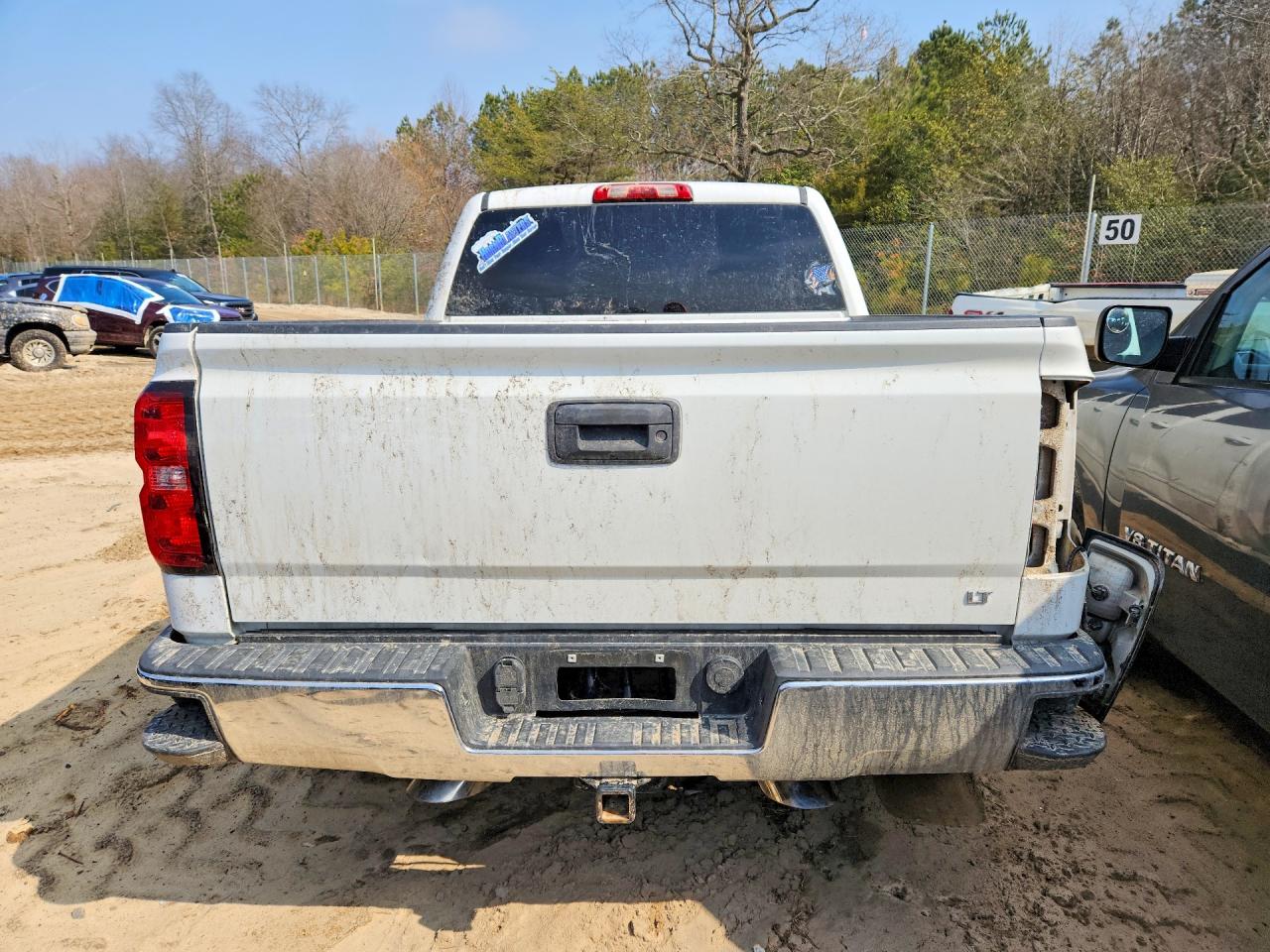 2015 Chevrolet Silverado K1500 Lt White vin: 3GCUKRECXFG227882