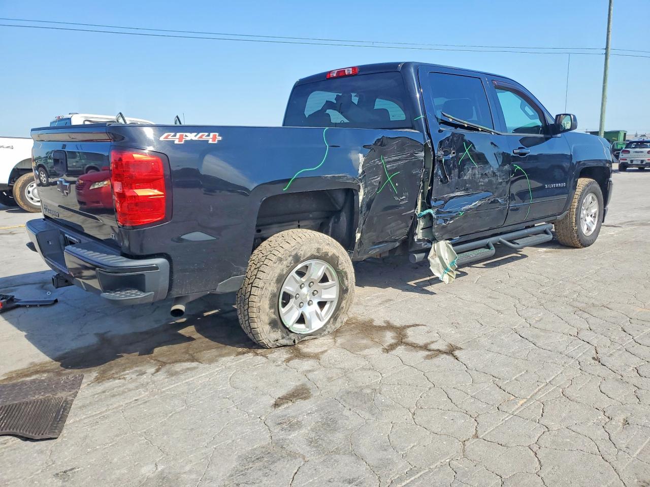 2017 Chevrolet Silverado K1500 Lt Black vin: 3GCUKRECXHG148618