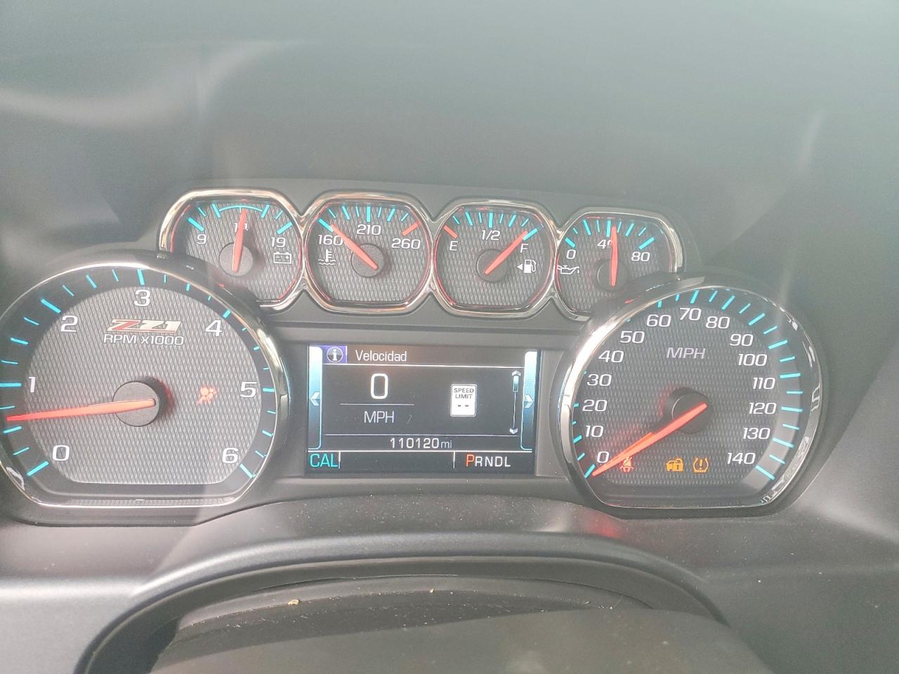2018 Chevrolet Silverado K1500 Lt White vin: 3GCUKRECXJG495582
