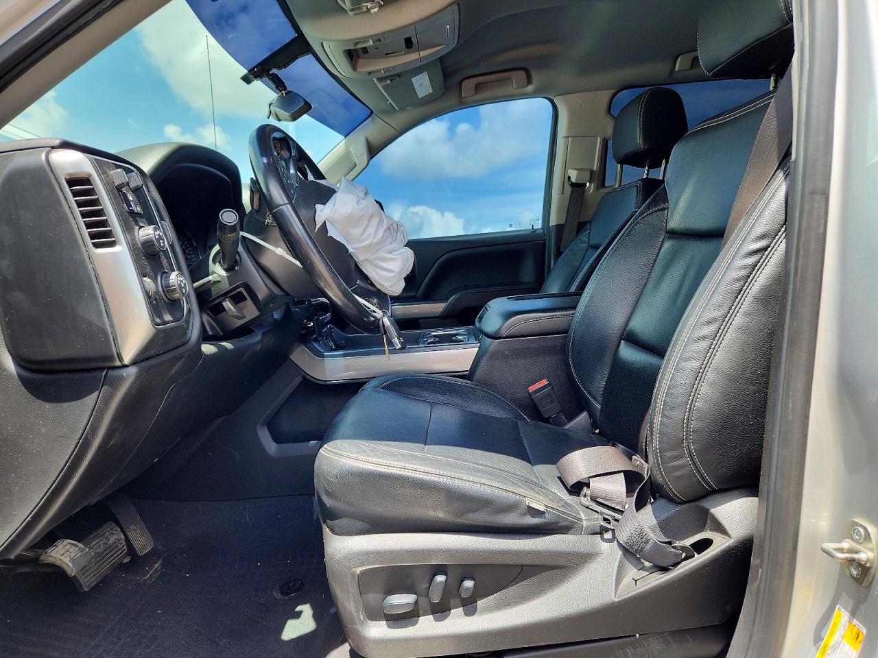 2018 Chevrolet Silverado K1500 Lt Серебряный vin: 3GCUKRECXJG525759
