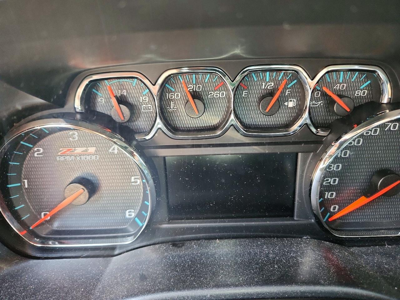 2018 Chevrolet Silverado K1500 Lt Серебряный vin: 3GCUKRECXJG525759