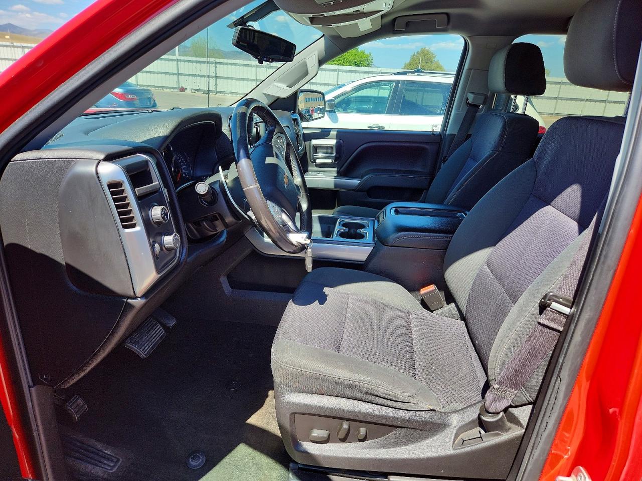 2015 Chevrolet Silverado K1500 Lt Красный vin: 3GCUKREH5FG299388
