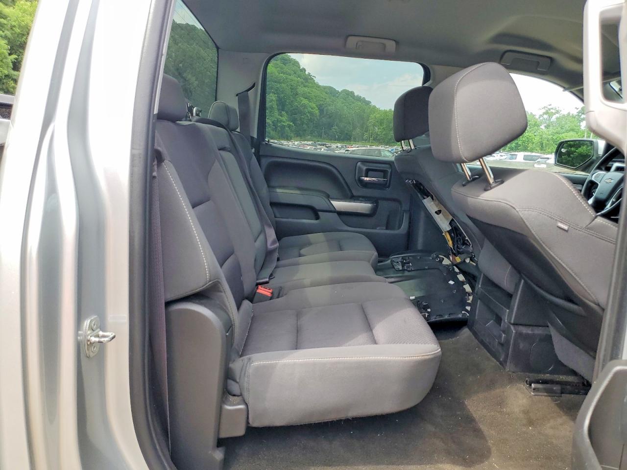 2015 Chevrolet Silverado K1500 Lt Silver vin: 3GCUKREH7FG391795