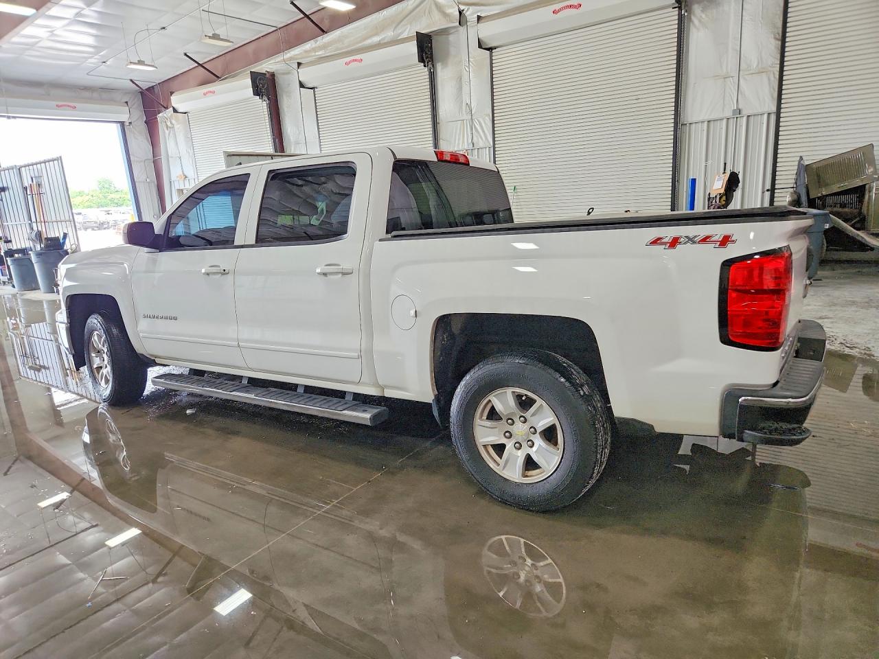 2015 Chevrolet Silverado K1500 Lt White vin: 3GCUKREH8FG288482