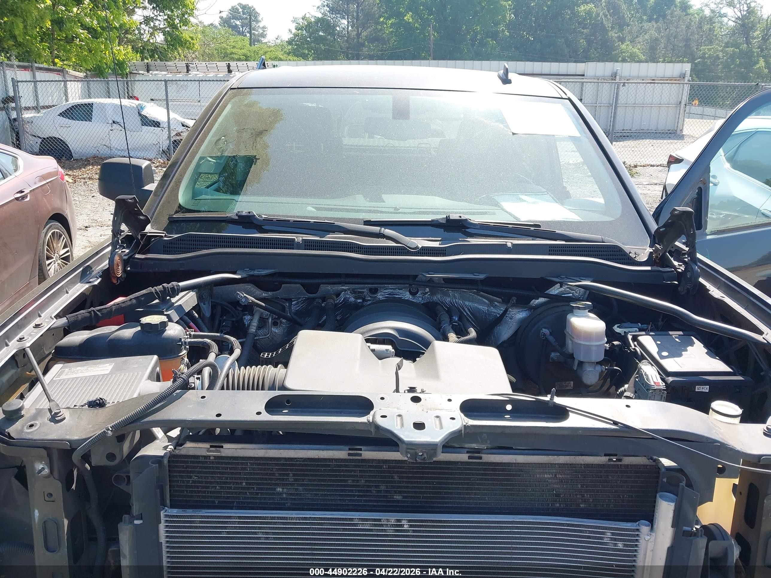2014 Chevrolet Silverado 1500 1lt Серый vin: 3GCUKREH9EG393966
