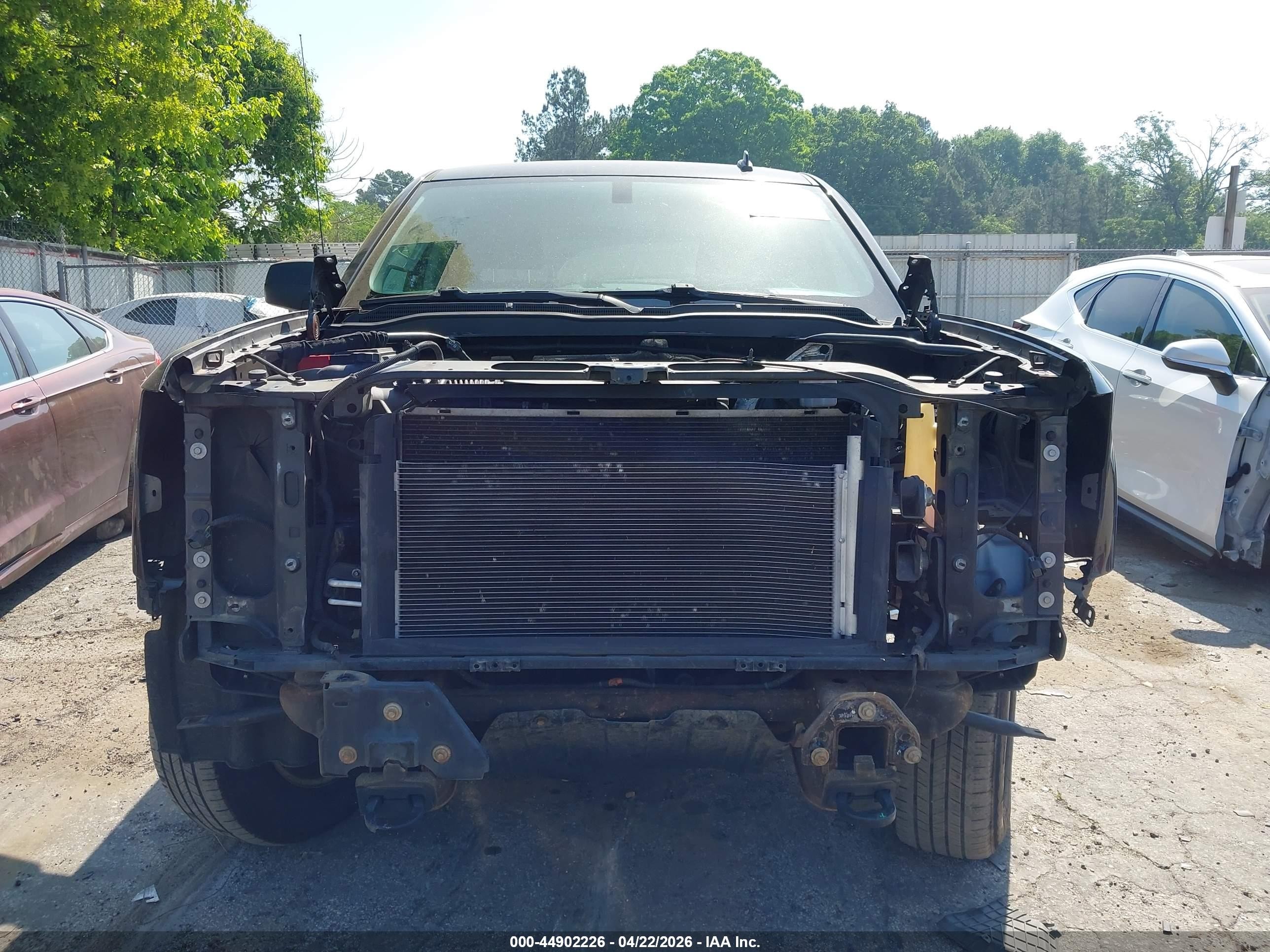 2014 Chevrolet Silverado 1500 1lt Серый vin: 3GCUKREH9EG393966