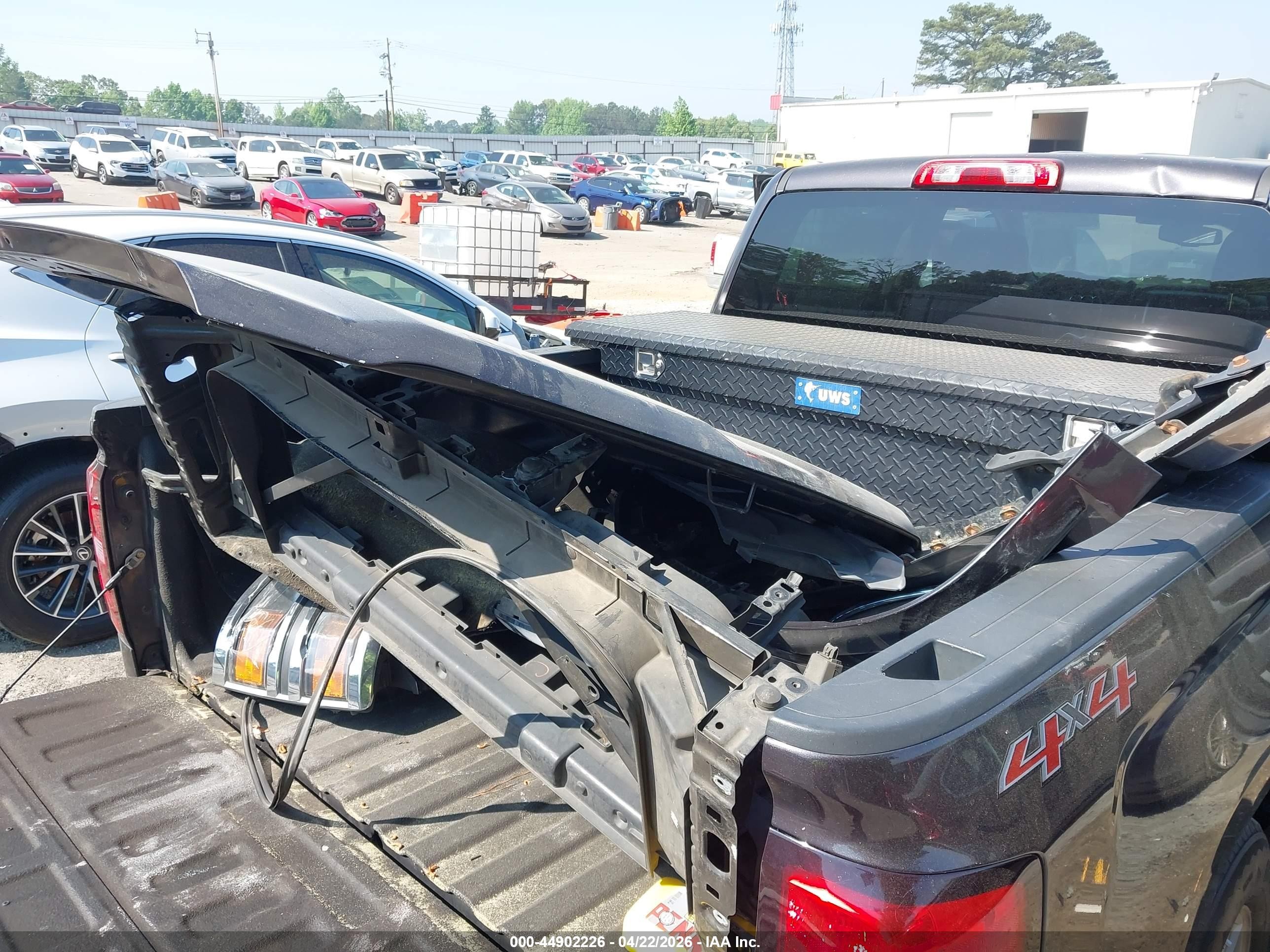 2014 Chevrolet Silverado 1500 1lt Серый vin: 3GCUKREH9EG393966