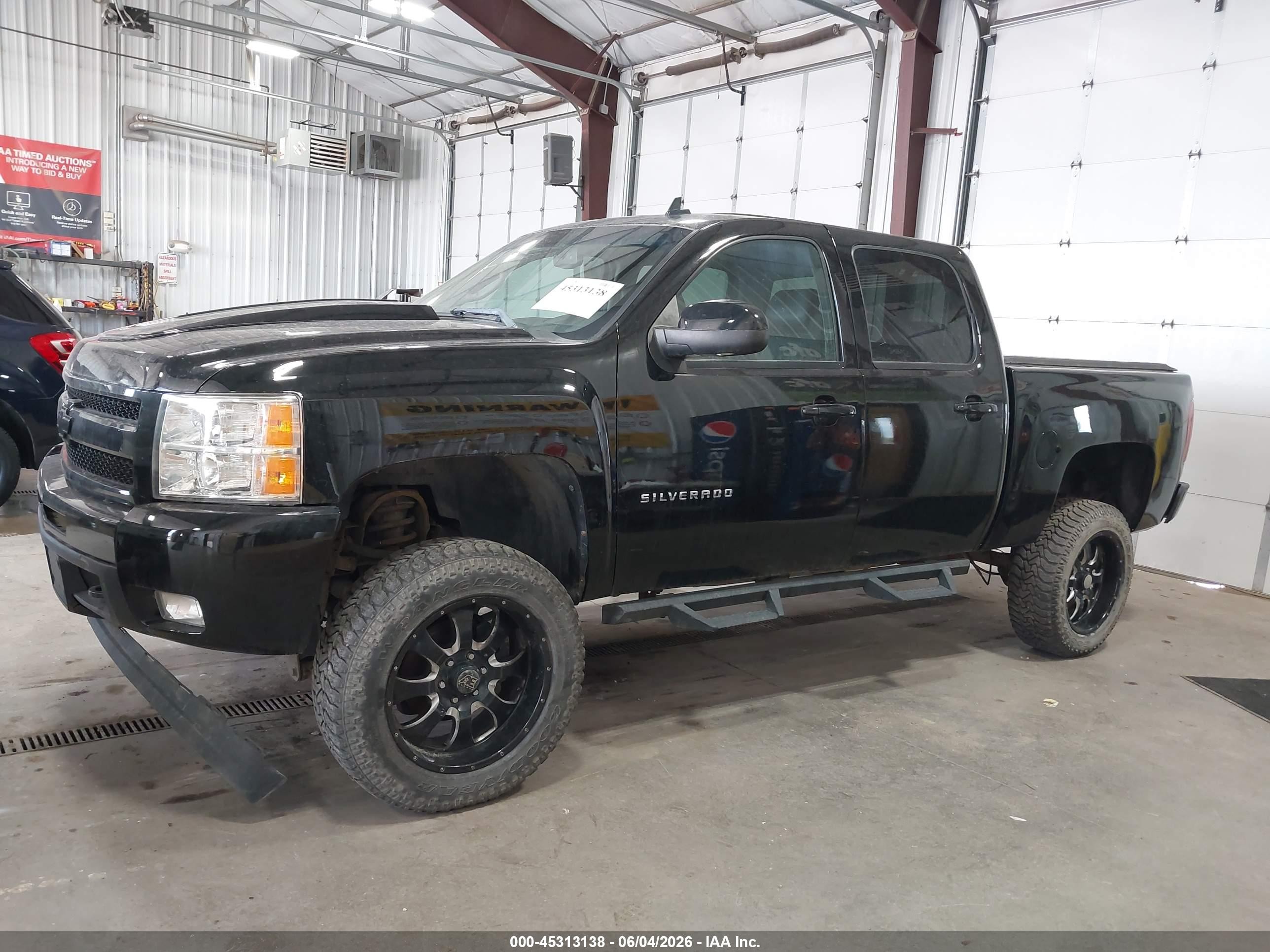 2013 Chevrolet Silverado 1500 Lt Black vin: 3GCUKSE20DG294213