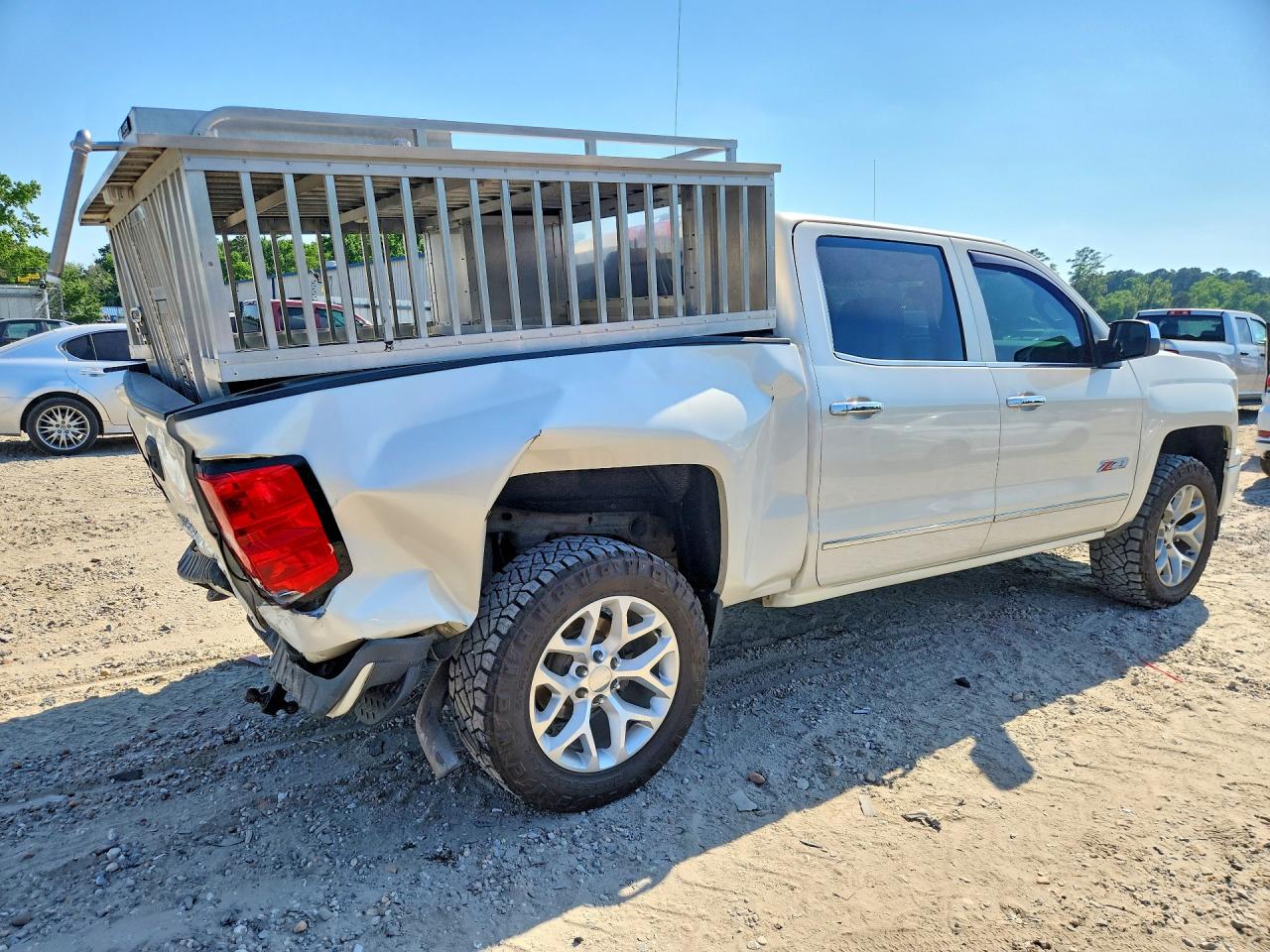 2015 Chevrolet Silverado K1500 Ltz Cream vin: 3GCUKSEC0FG334219