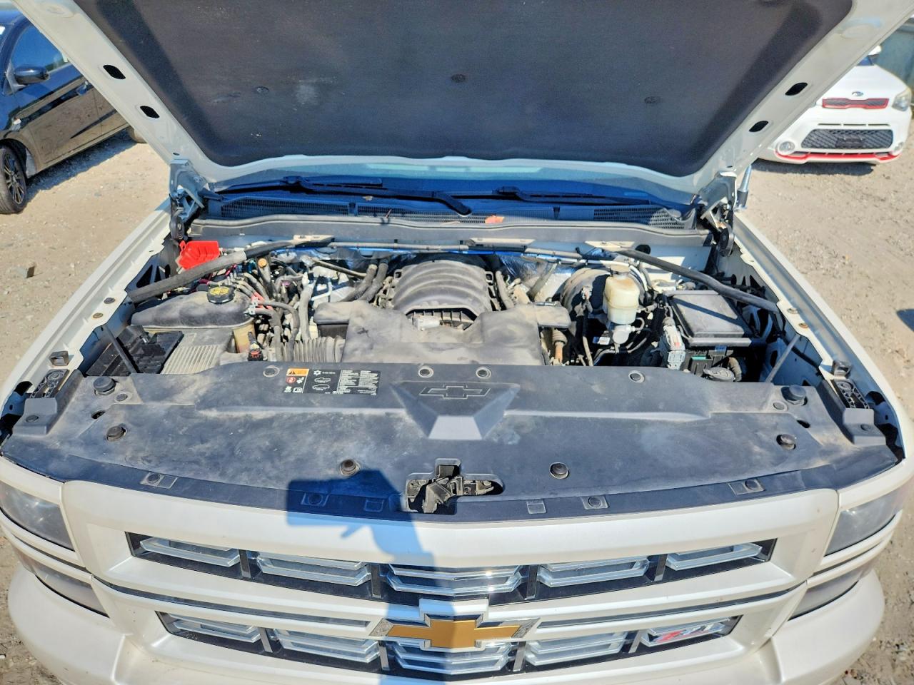 2015 Chevrolet Silverado K1500 Ltz Cream vin: 3GCUKSEC0FG334219