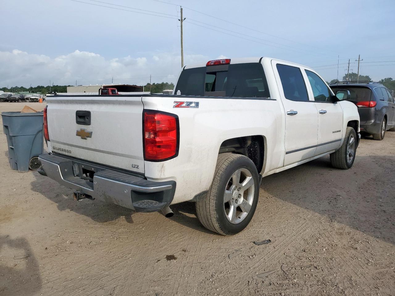 2014 Chevrolet Silverado K1500 Ltz White vin: 3GCUKSEC1EG110505