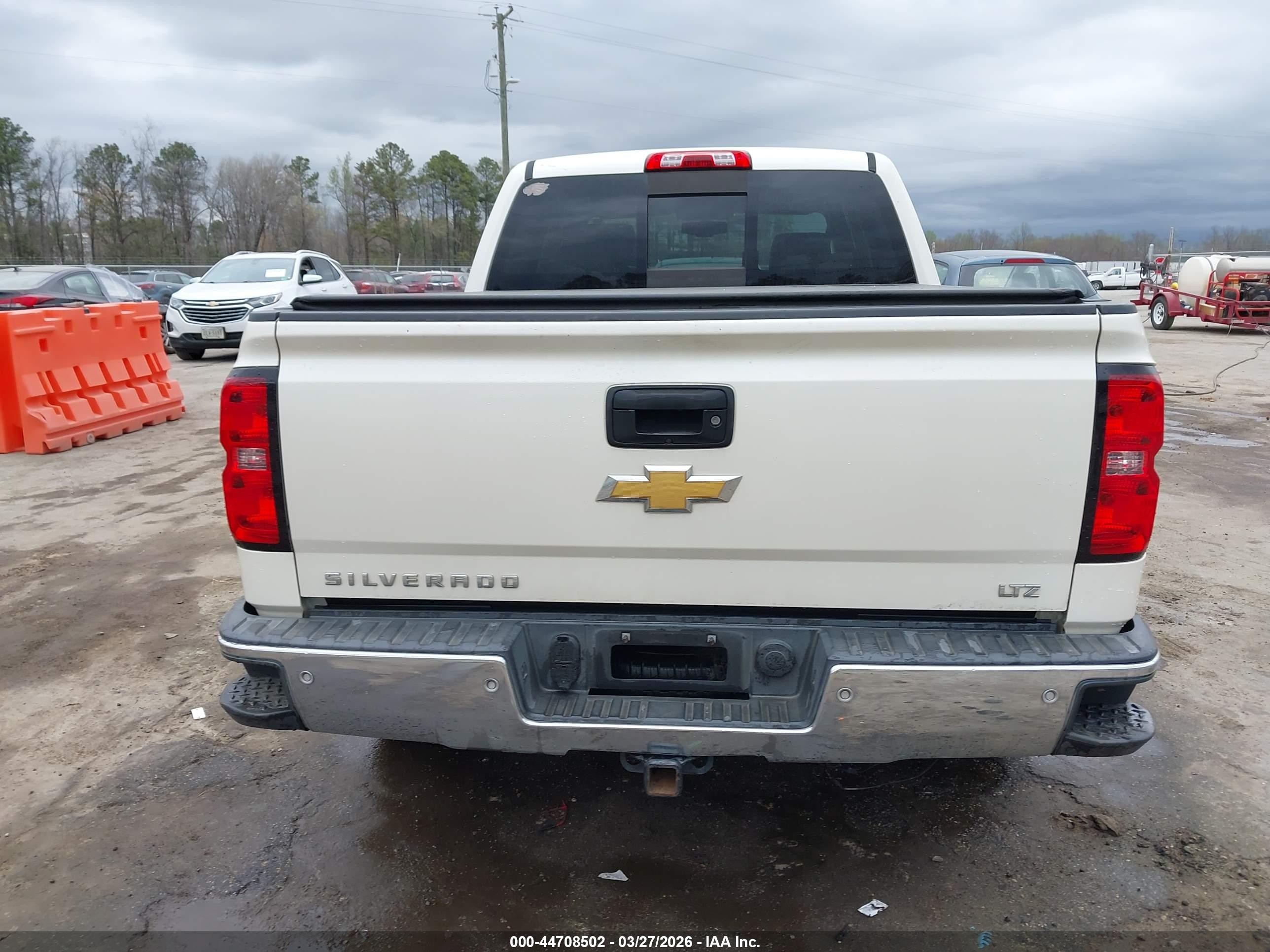 2014 Chevrolet Silverado 1500 2lz Cream vin: 3GCUKSEC2EG149829
