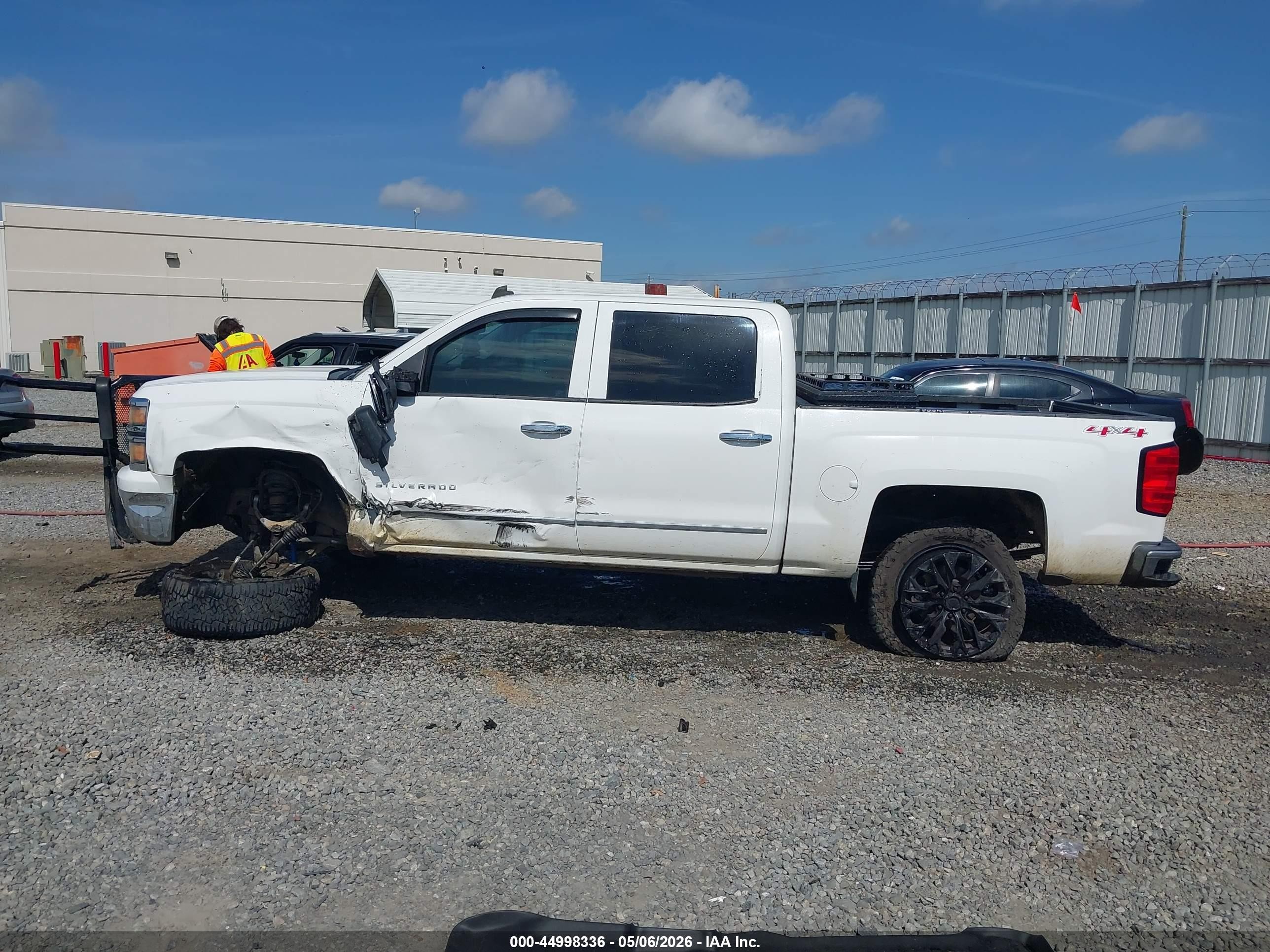2014 Chevrolet Silverado 1500 1lz White vin: 3GCUKSEC2EG216848
