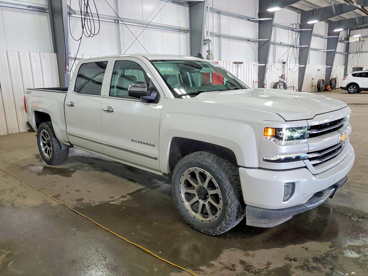 2017 Chevrolet Silverado K1500 Ltz White vin: 3GCUKSEC4HG127402