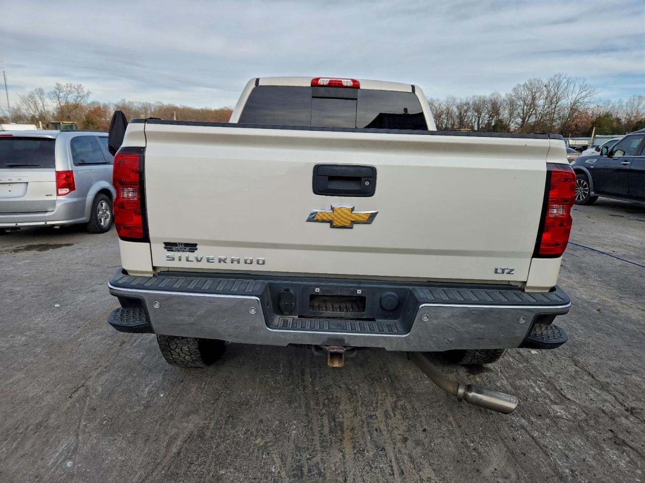 2014 Chevrolet Silverado K1500 Ltz White vin: 3GCUKSEC5EG147816