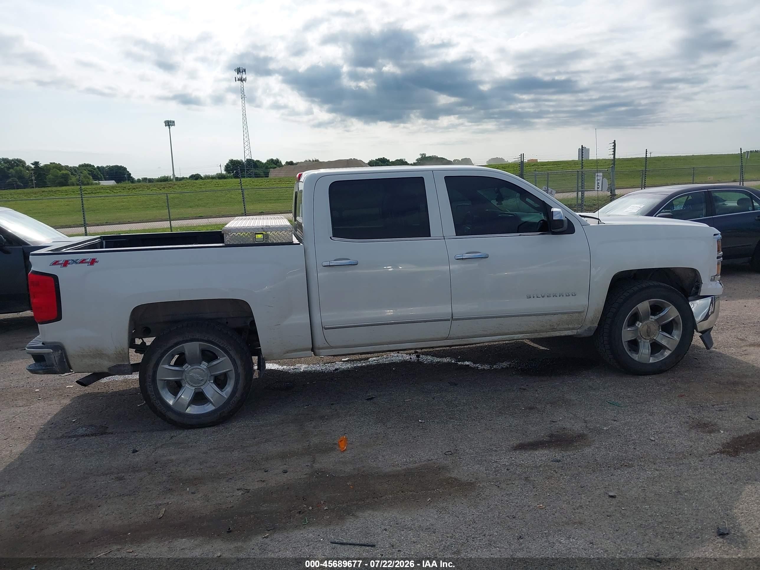 2015 Chevrolet Silverado 1500 Ltz White vin: 3GCUKSEC5FG519222
