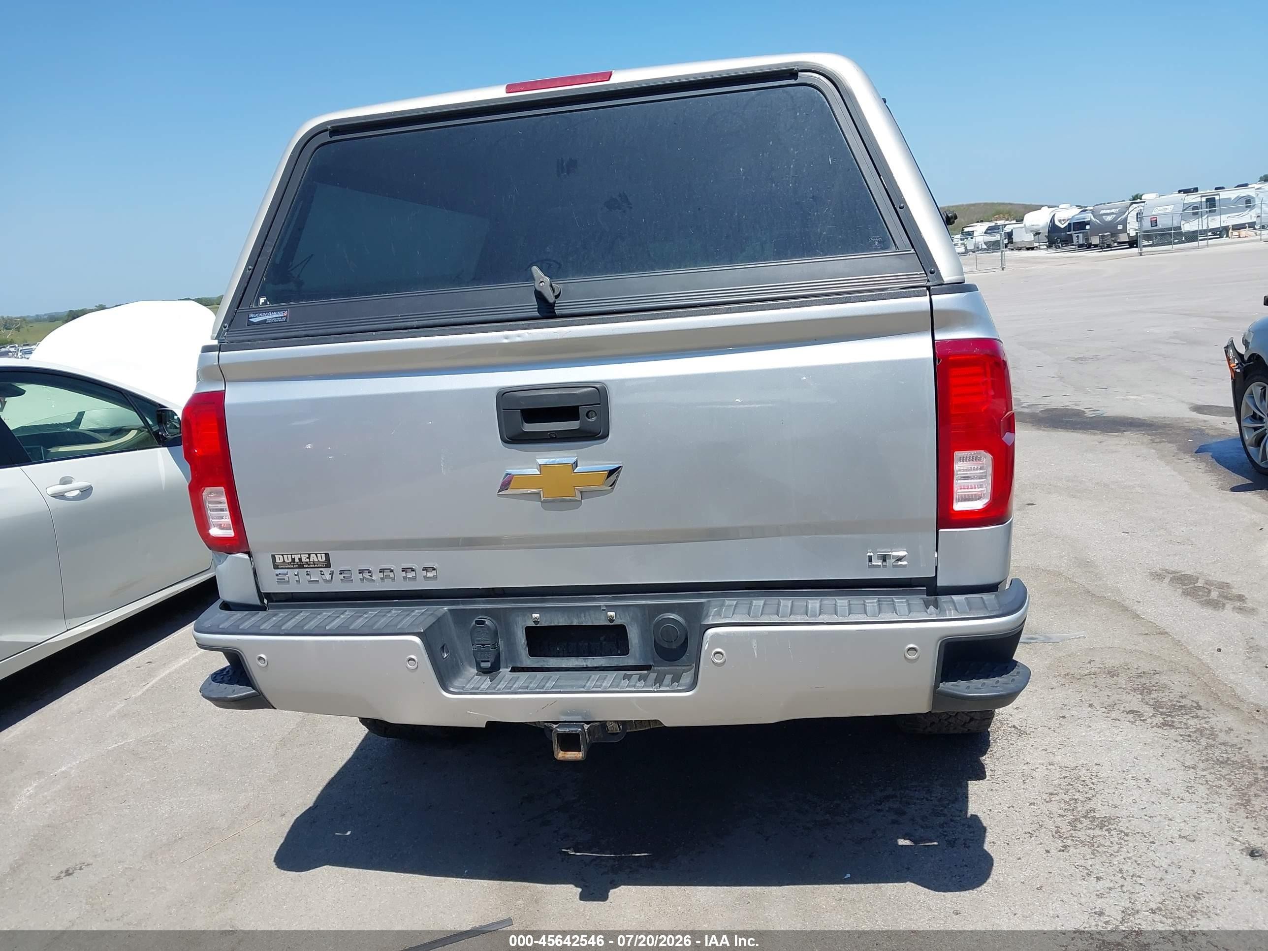 2018 Chevrolet Silverado 1500 2lz Серебряный vin: 3GCUKSEC5JG335410