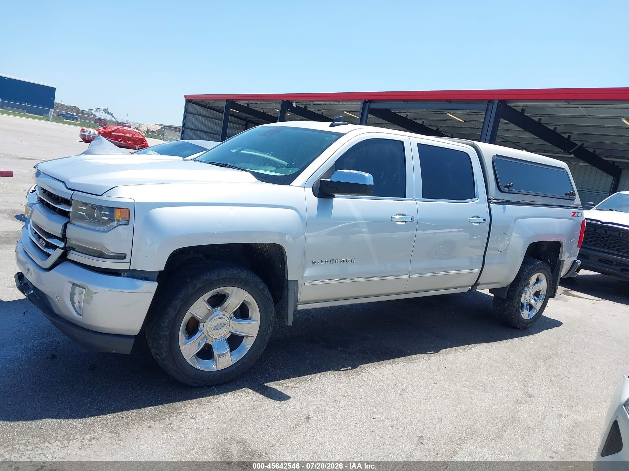 2018 Chevrolet Silverado 1500 2lz Серебряный vin: 3GCUKSEC5JG335410