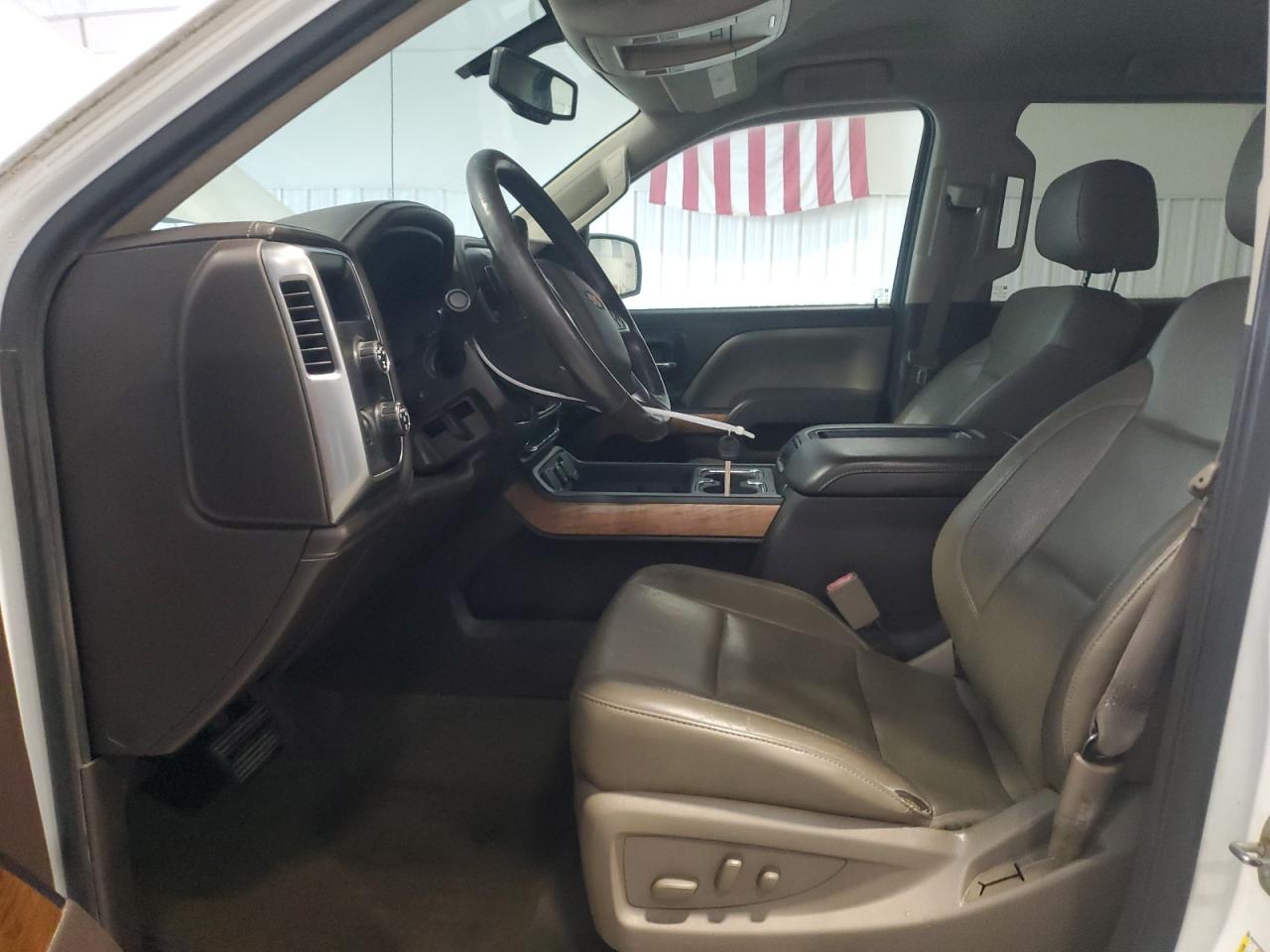 2015 Chevrolet Silverado K1500 Ltz White vin: 3GCUKSEC6FG519259 Damage: Left Front Seat, Worn, Replacement Required
