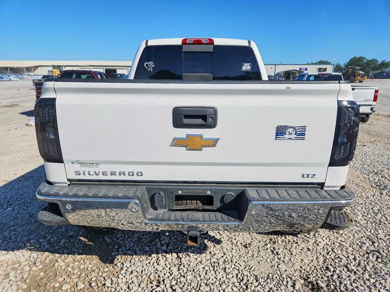 2015 Chevrolet Silverado K1500 Ltz White vin: 3GCUKSEC7FG285116