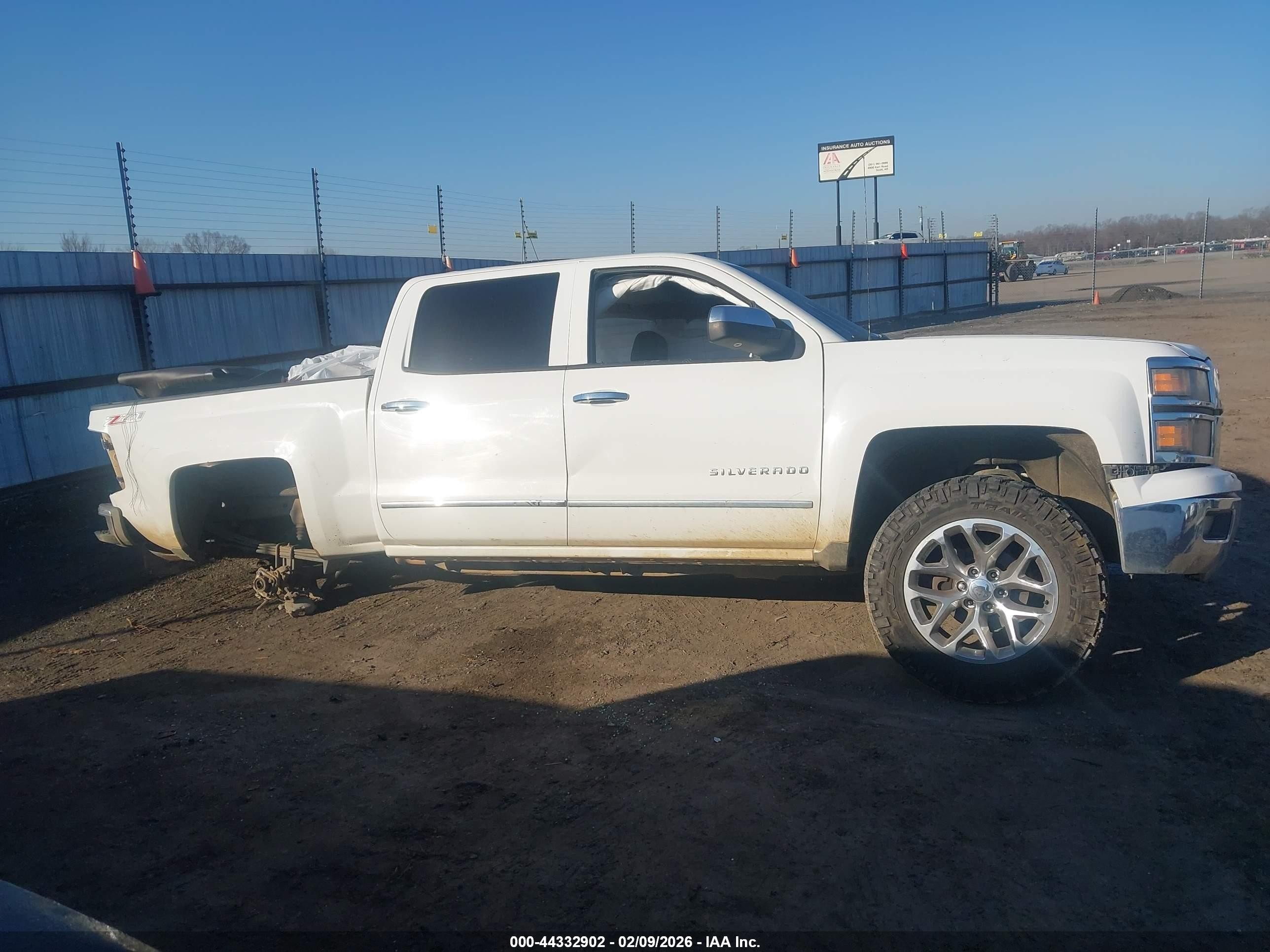 2014 Chevrolet Silverado 1500 2lz White vin: 3GCUKSEC8EG414771
